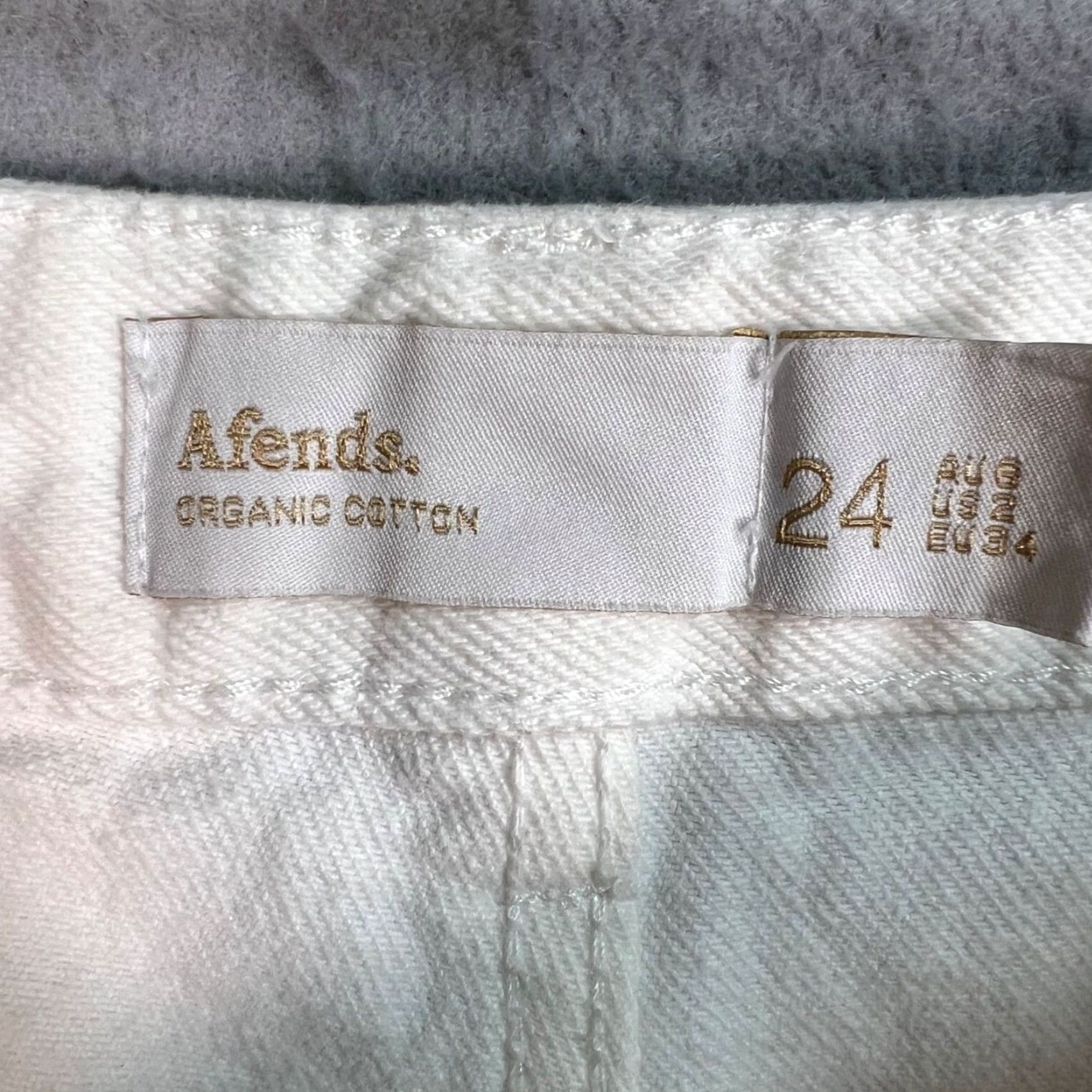 Afends Afends Womens Size 24 Organic Cotton White High-Waist Straight-Leg Jeans Denim Shirt? Size 42" / US 20 - 3 Thumbnail
