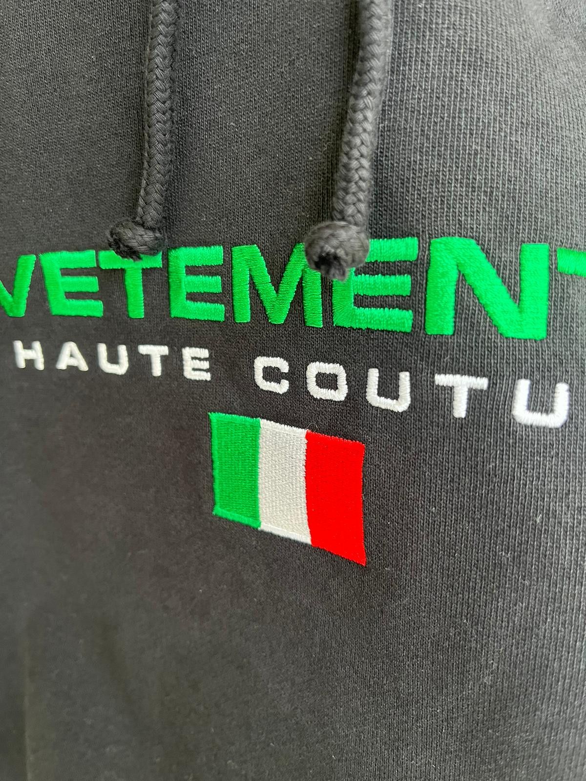 Vetements Vetements Italy Logo Hoodie Size US S / EU 44-46 / 1 - 8 Thumbnail