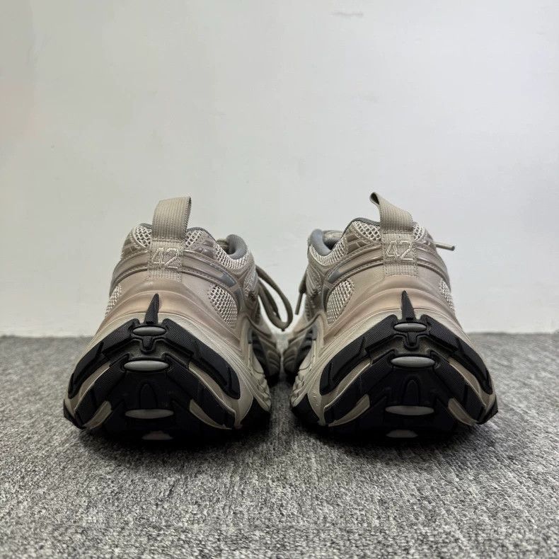 Balenciaga balenxiaga 6xl dad sneakers Size US 15 / EU 48 - 2 Thumbnail