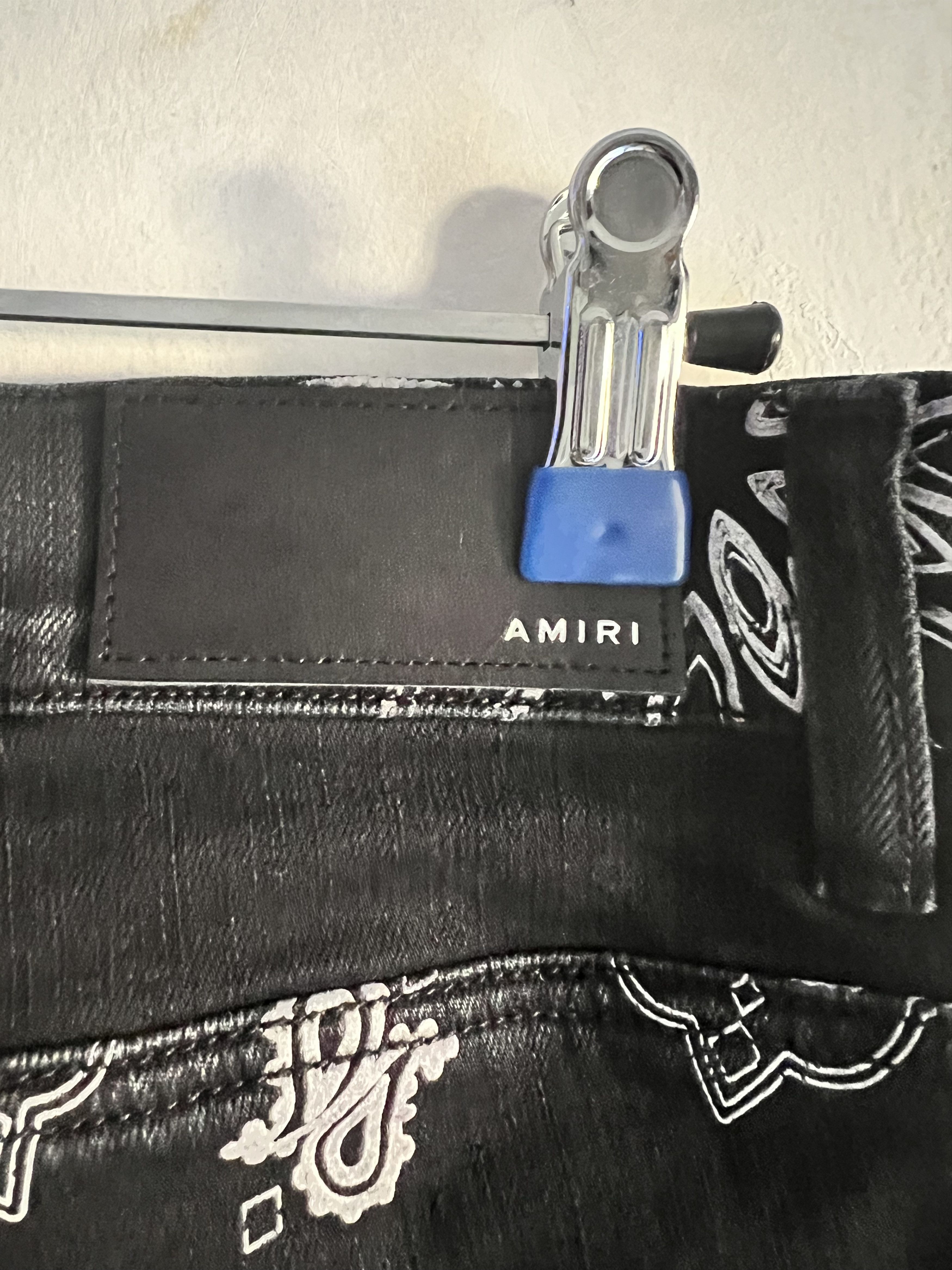 Amiri BNWT Black Flocked Paisley Bandana Size US 32 / EU 48 - 11 Thumbnail