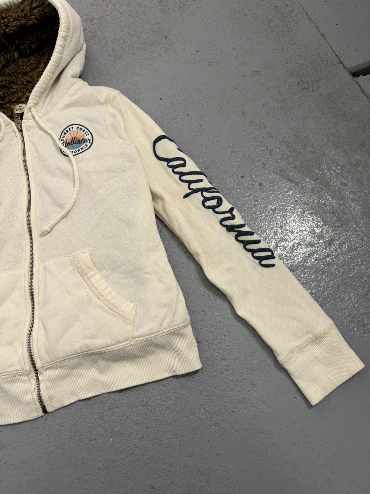 Hollister Streetwear Hollister Fur Zip Y2K Hoodie Size L / US 10 / IT 46 - 6 Thumbnail