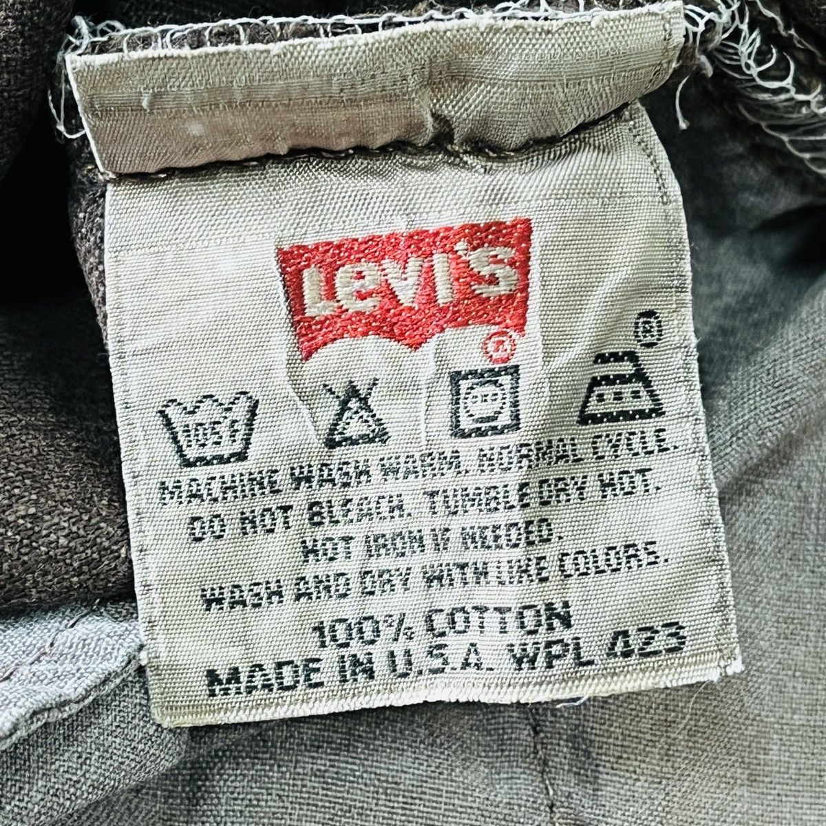 Levi's Vintage Clothing Distressed Vintage Levis 501 Buttonfly Faded Jeans Size US 29 - 20 Thumbnail