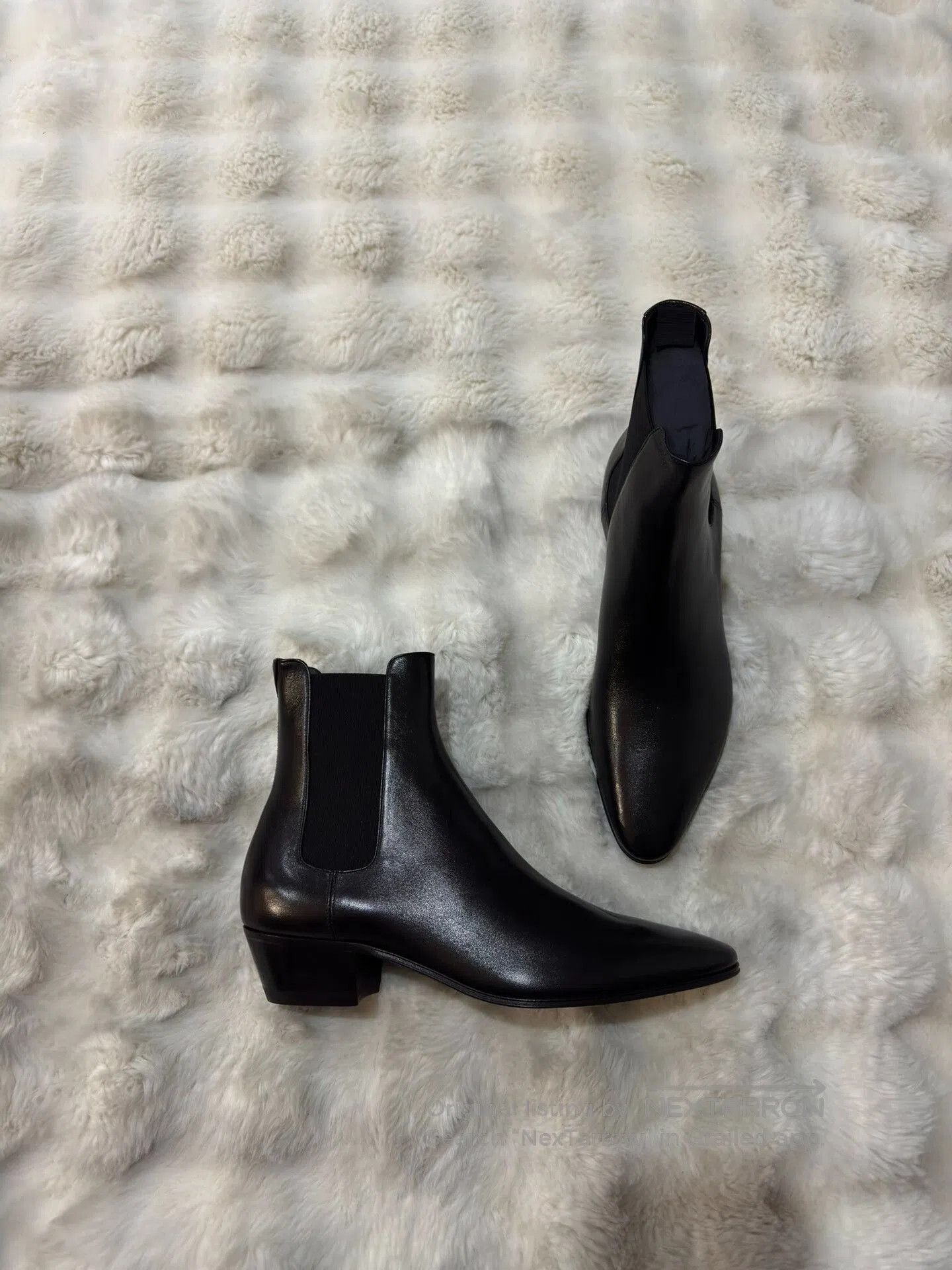 Saint Laurent Paris Saint Laurent Men's New Chelsea Boots. Size US 8 / EU 41 - 1 Thumbnail