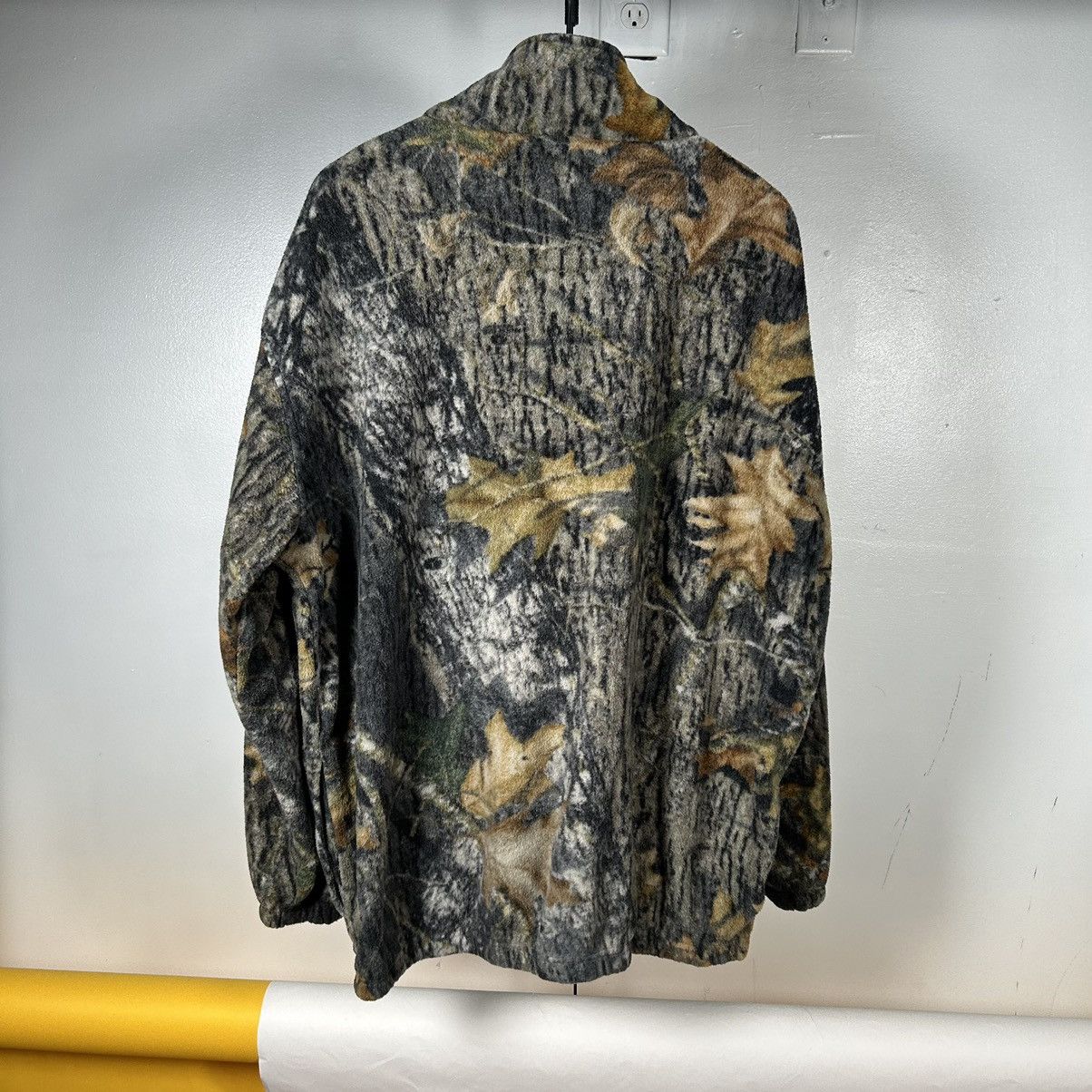 Realtree Vintage realtree camouflage zip-up fleece Size US XL / EU 56 / 4 - 2 Thumbnail
