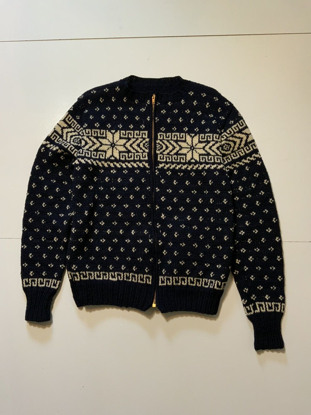 Vintage 50s 60s Snowflake Fair Isle Wool Talon Knit Sweater Jacket Size US S / EU 44-46 / 1 - 1 Thumbnail