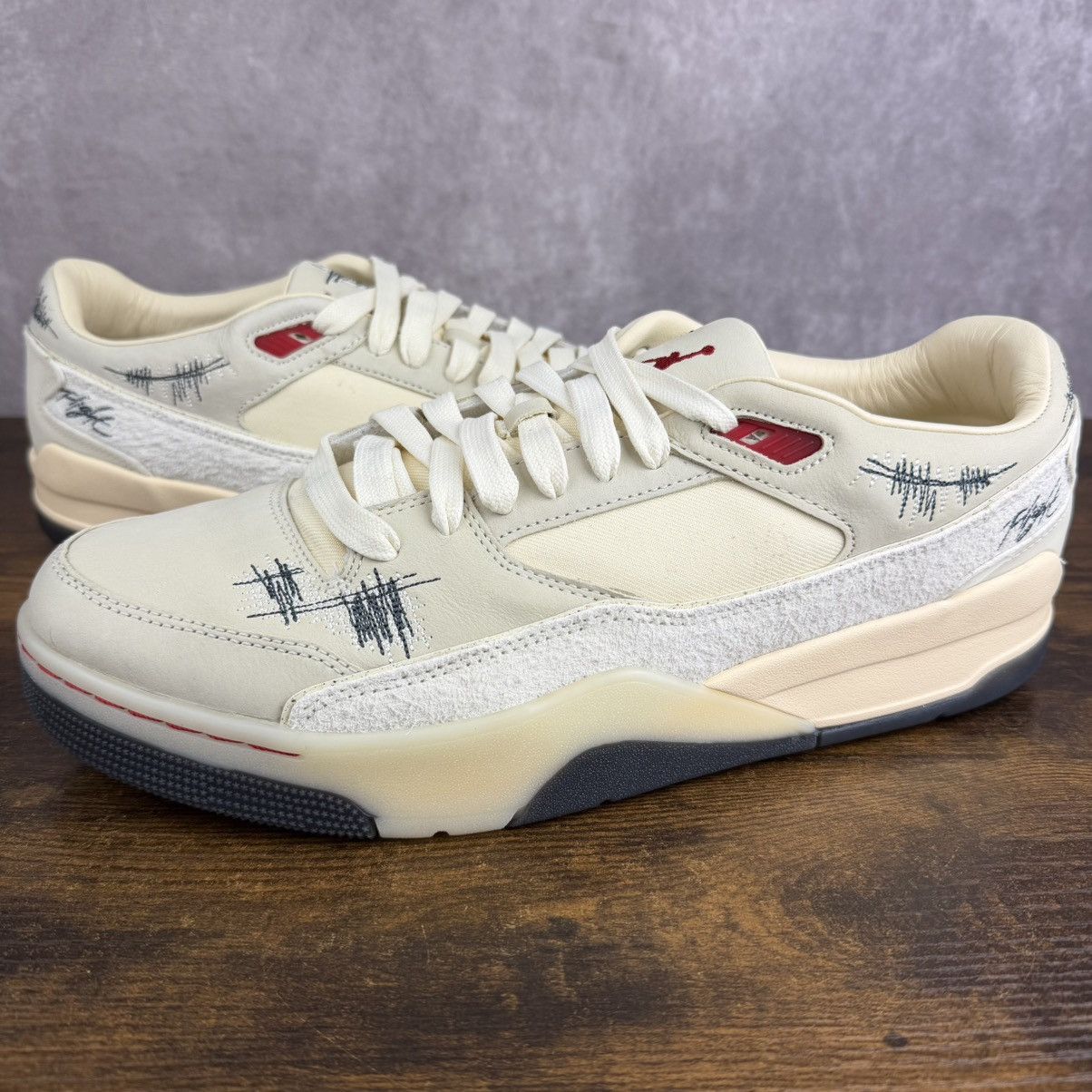 Jordan Brand × Who Decides War Jordan Flight Court Who Decides War Coconut Milk HQ2958-100 Size US 14 / EU 47 - 2 Thumbnail