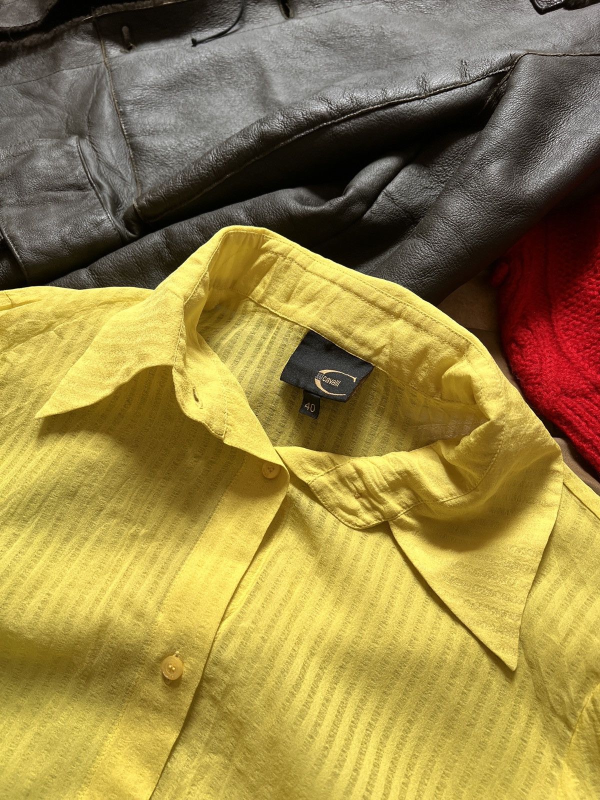 Just Cavalli Vintage Just Cavalli Yellow Light Button Up Avantgarde Shirt Size S / US 4 / IT 40 - 7 Thumbnail