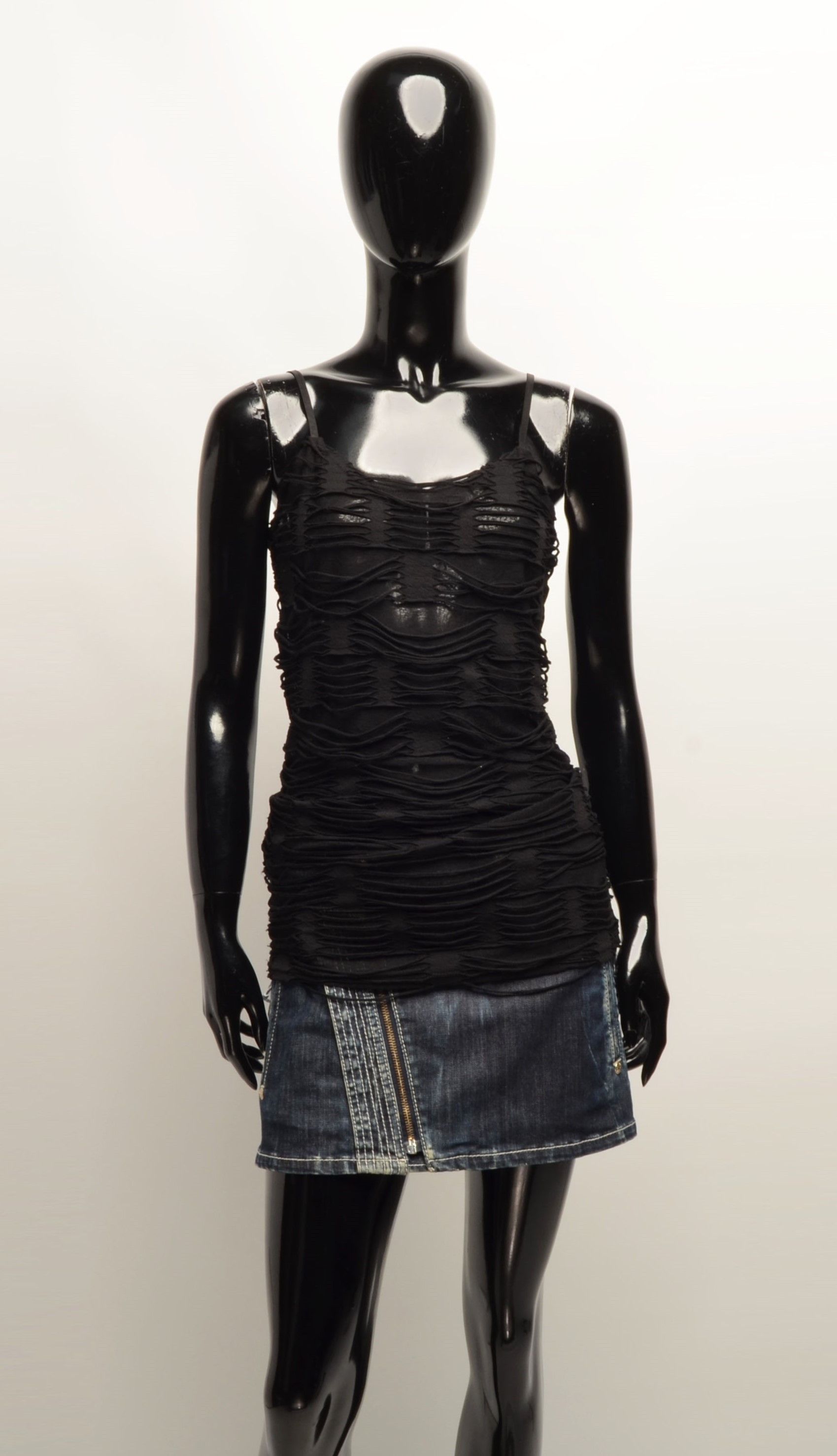 Vintage Vintage Queen Of Darkness Mesh Goth Grunge Textured Tank Top Size M / US 6-8 / IT 42-44 - 1 Thumbnail