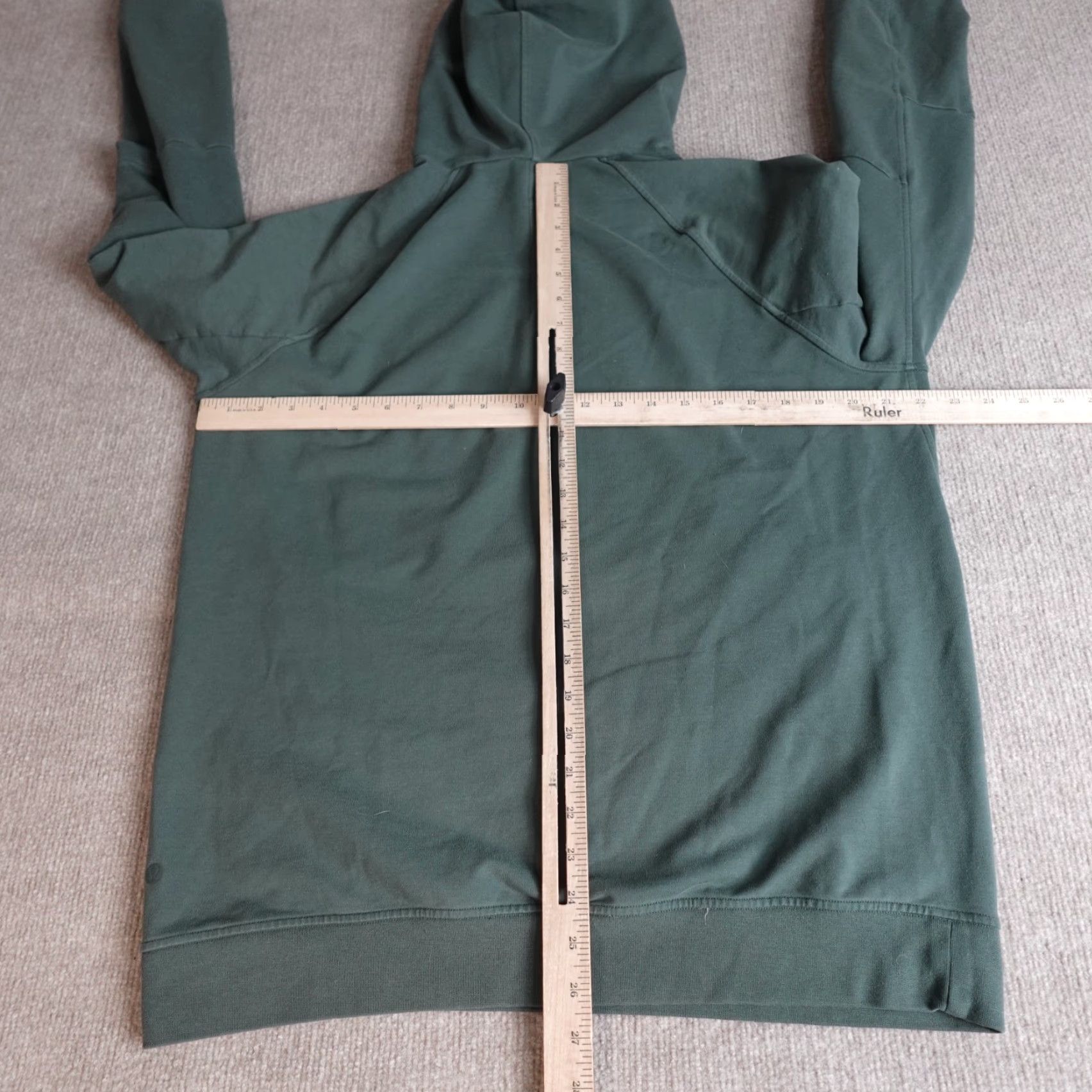 Lululemon Lululemon Mens Shirt Large Green Hoodie City Sweat Pullover LM3AUPS Long Sleeve Pullover Activewear Athletic Fit Green Logo Size US L / EU 52-54 / 3 - 4 Thumbnail