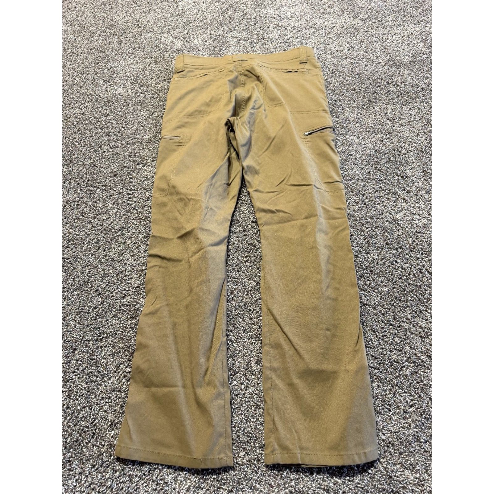 Wrangler Wrangler Nylon Cargo Mens Pants 32 Tan Brown 32X30 Lightweight Flex Cargo Pant Mens Brown Nylon 32 Inseam 30 Straight Front Pocket ID: 32X30 Size US 32 / EU 48 - 7 Thumbnail