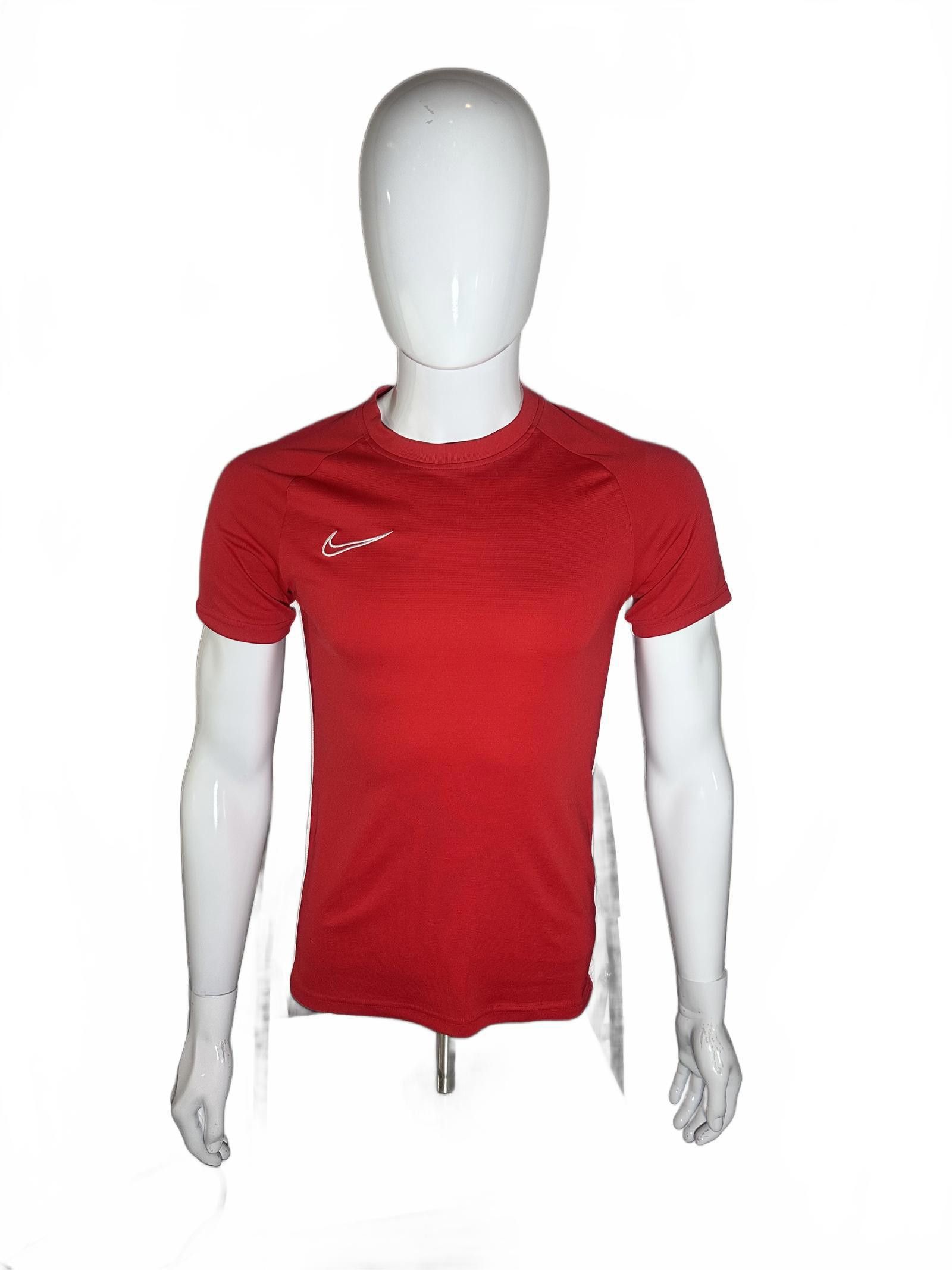 Nike Nike Red Sports T-Shirt - Short Sleeve Size US S / EU 44-46 / 1 - 1 Thumbnail