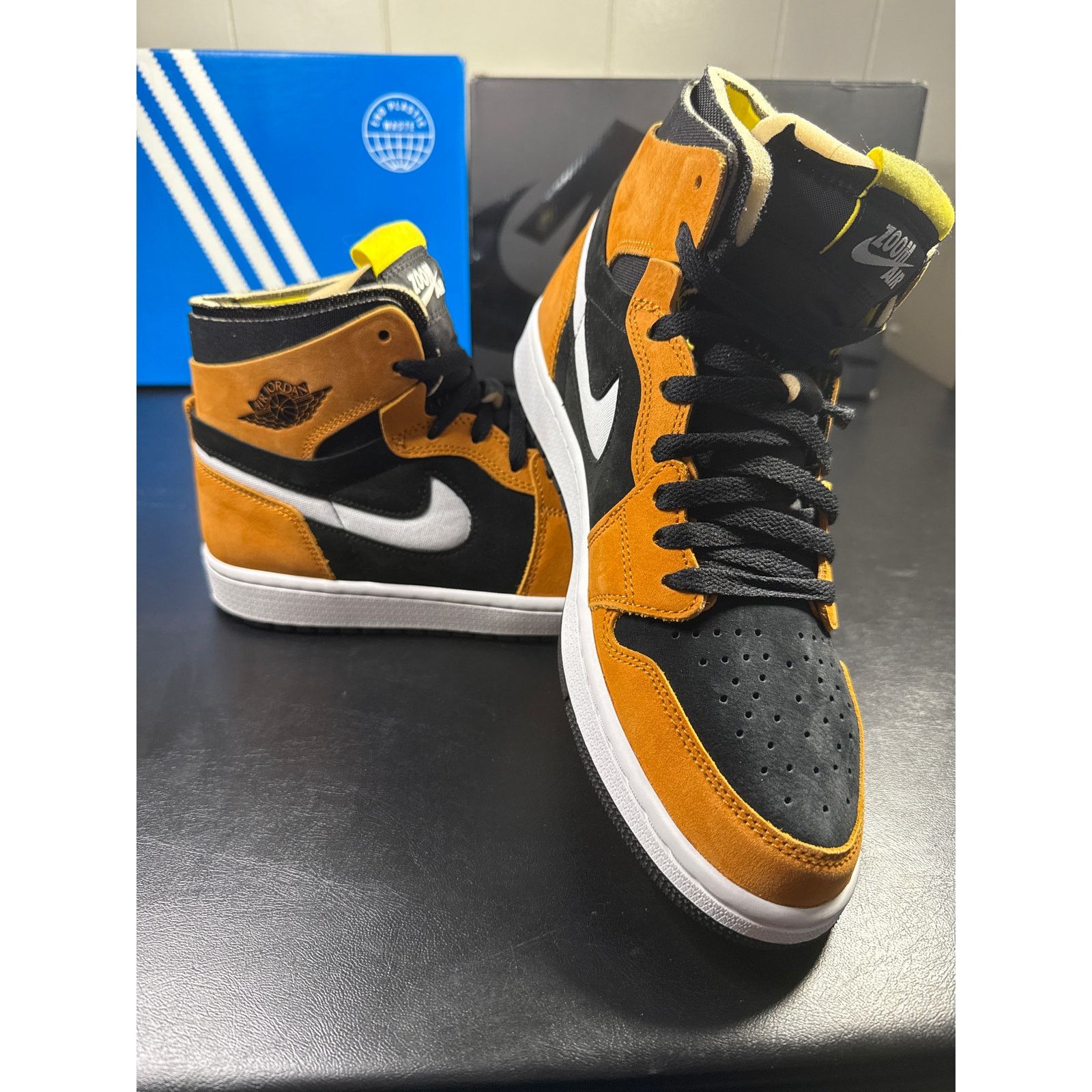 Jordan Brand Jordan 1 High Zoom Air CMFT -Black Monarch - Sz 9M Size US 9 / EU 42 - 1 Thumbnail
