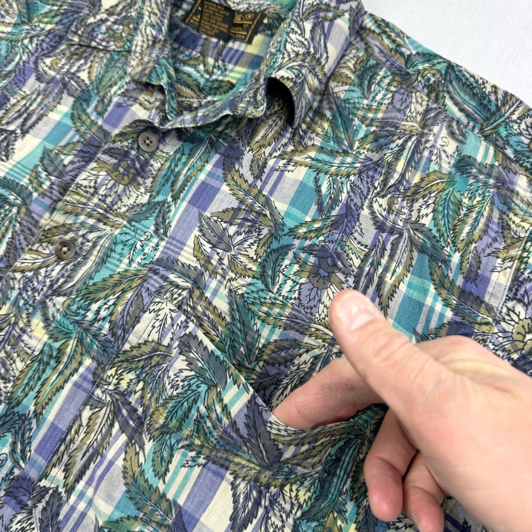 Eddie Bauer VINTAGE Eddie Bauer Plaid Button-Up Adult Medium Short Sleeve Hawaiian Green 90s Mens Size US M / EU 48-50 / 2 - 4 Thumbnail