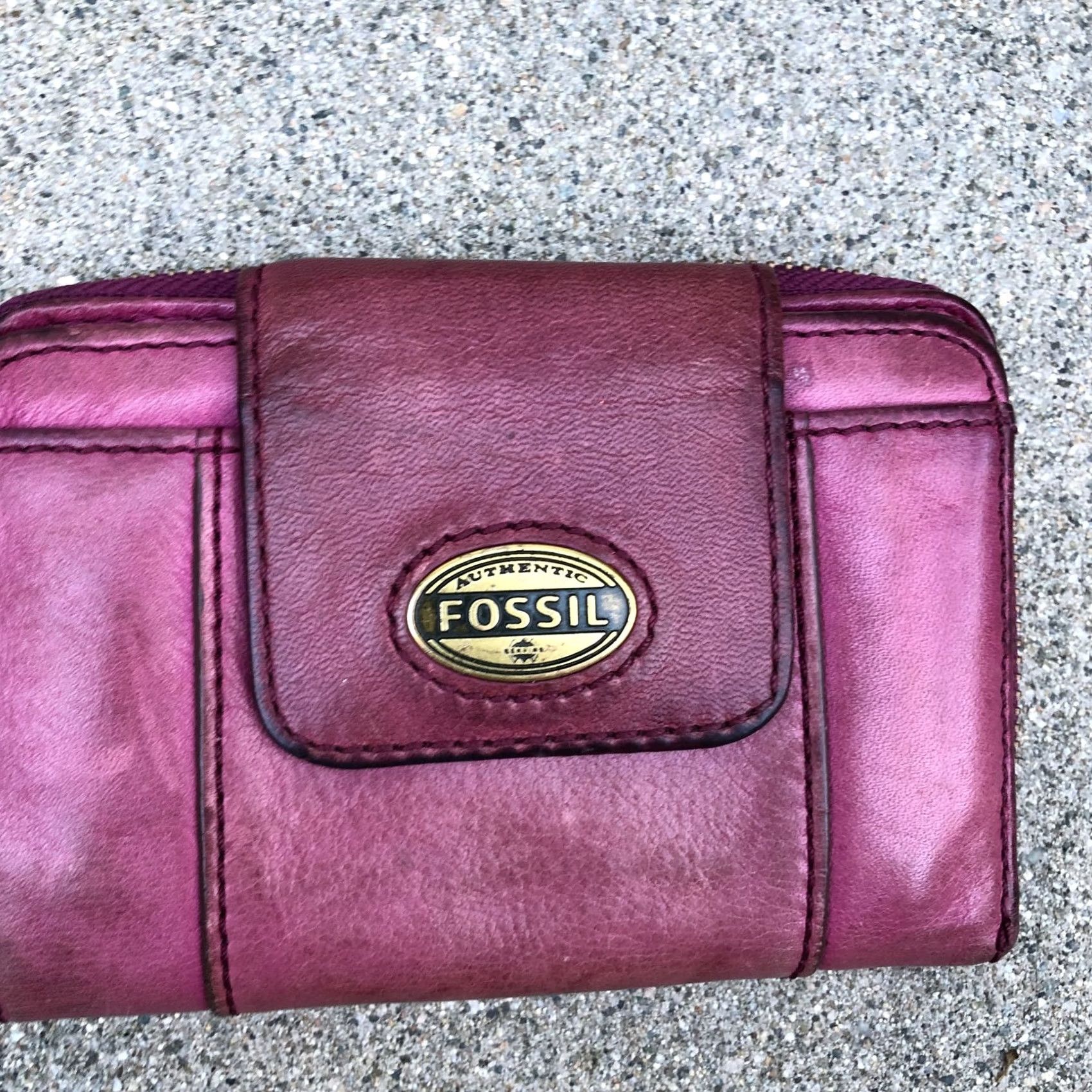 Fossil Vintage Fossil Explorer Leather Wallet Bifold Purple 6" x 4" Womens One Size Leather Purple Credit Card Wallet Size ONE SIZE - 3 Thumbnail