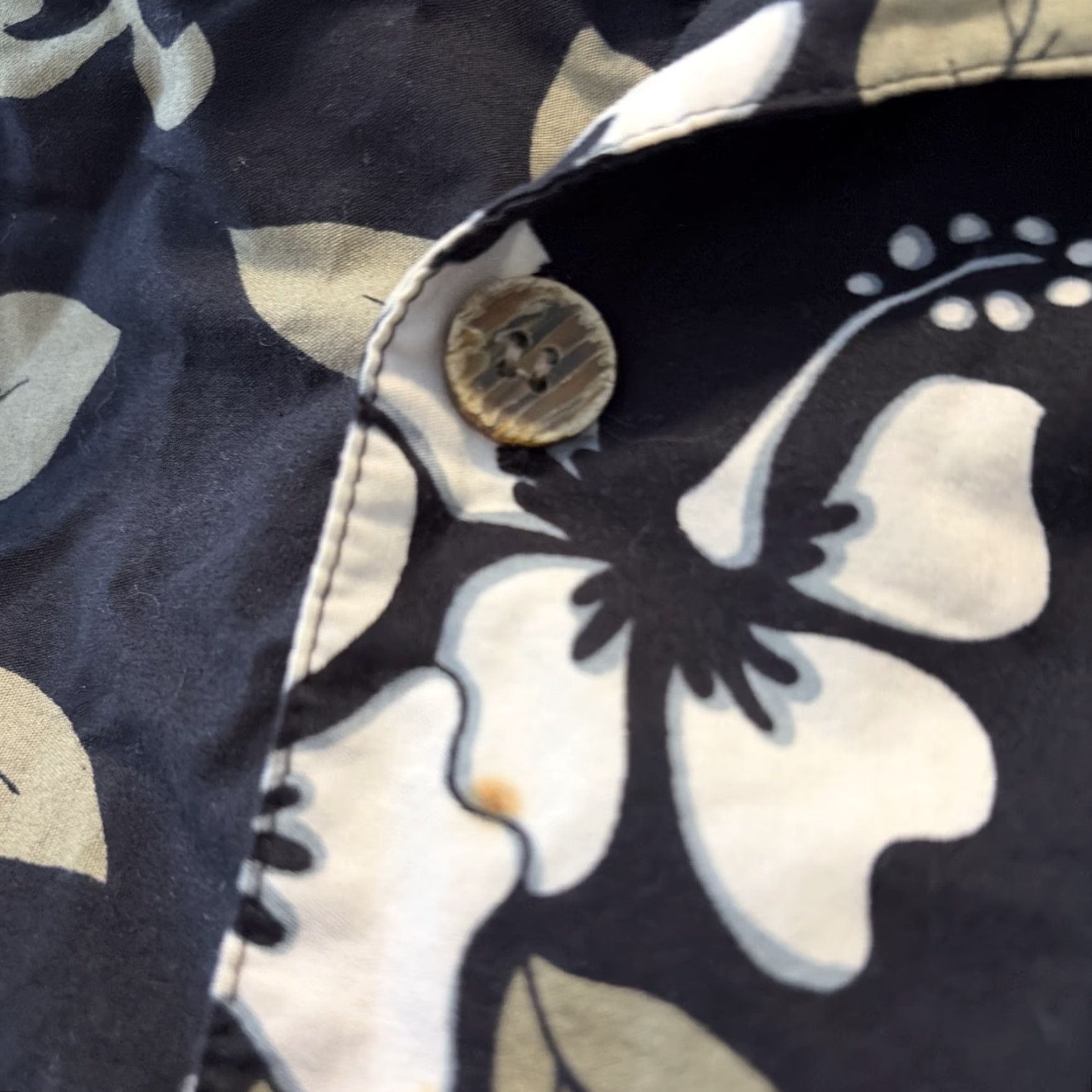 Ocean Pacific VINTAGE Ocean Pacific OP Sport Floral Button-Up Shirt M Men Blue Hawaiian Short Sleeve Size US M / EU 48-50 / 2 - 8 Thumbnail
