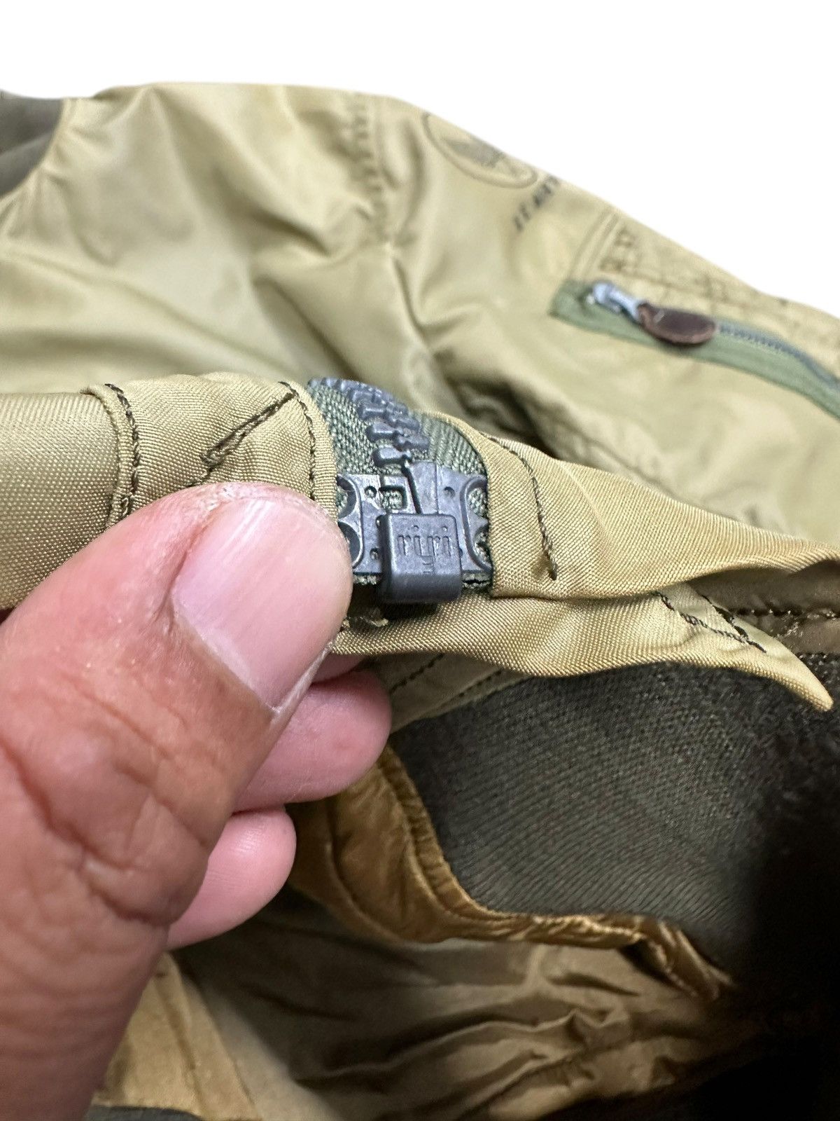 Buzz Rickson's × Toyo Enterprises Buzz Rickson Flying Jacket Type B-15B Riri Size US L / EU 52-54 / 3 - 5 Thumbnail