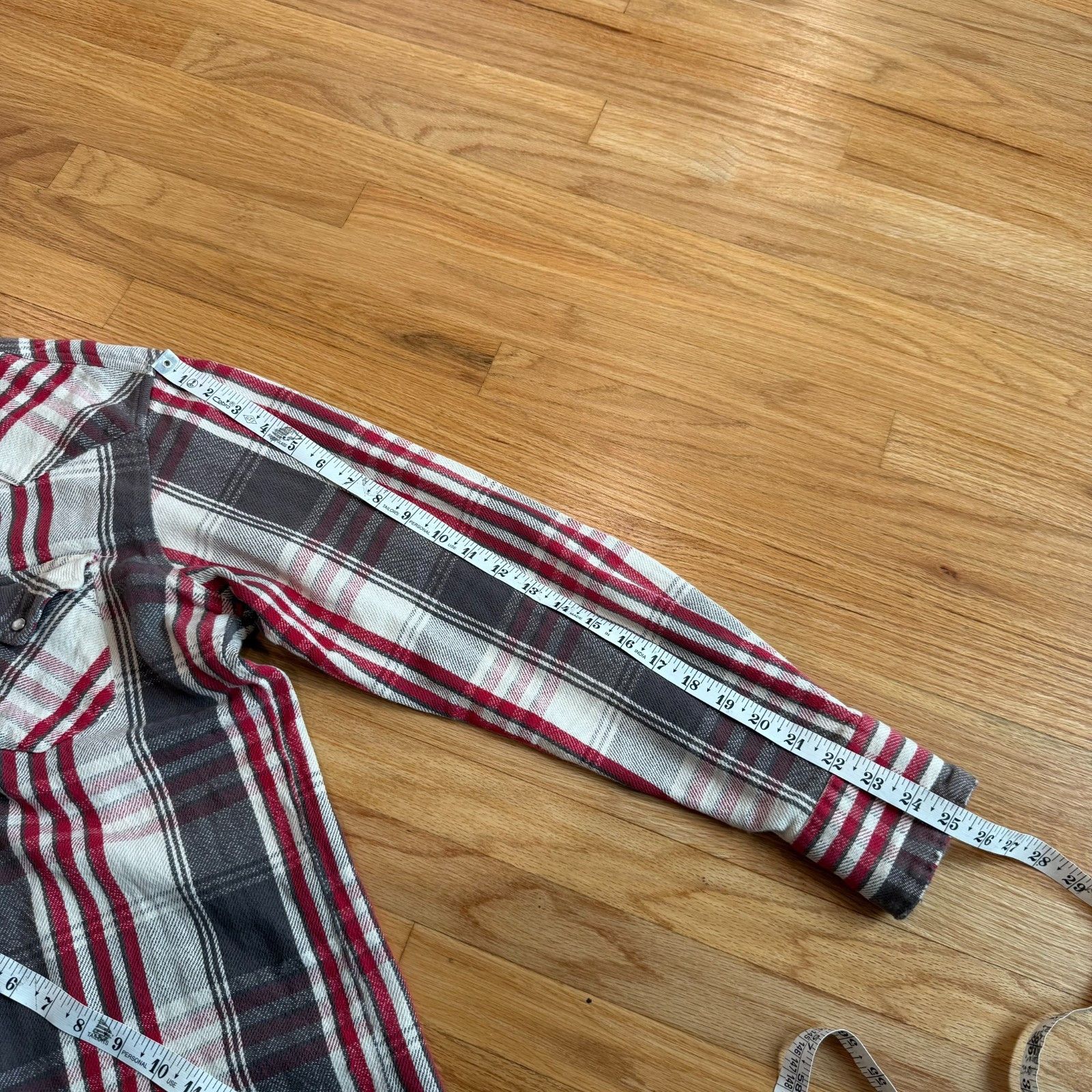 Wrangler Vintage Distressed Wrangler Plaid Flannel Shirt Size US M / EU 48-50 / 2 - 3 Thumbnail