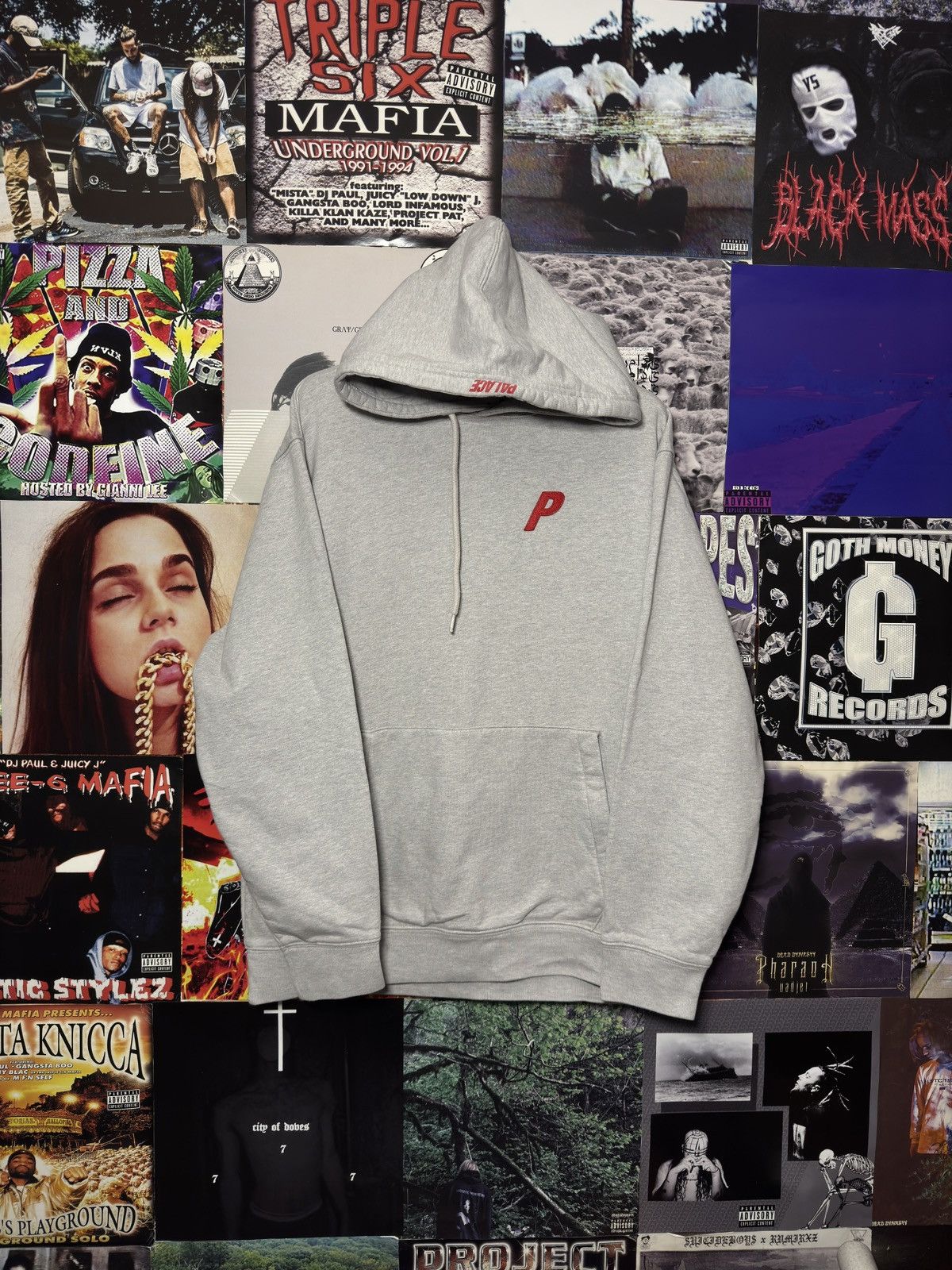Palace Palace Felt P Hoodie Size US XL / EU 56 / 4 - 1 Thumbnail