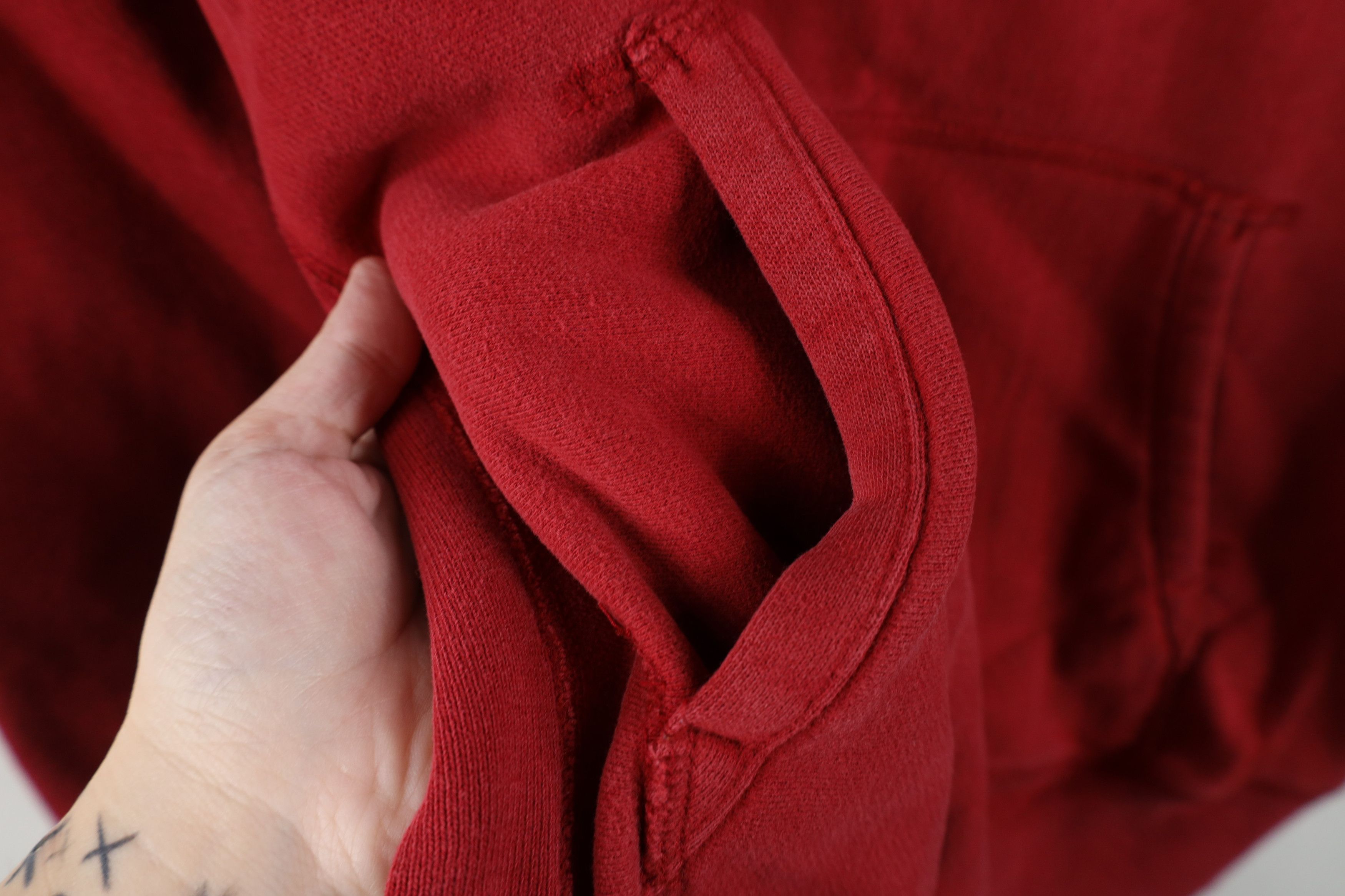 Gap Vintage Y2K Gap Spell Out Heavyweight Hoodie Sweatshirt Red Size US M / EU 48-50 / 2 - 6 Thumbnail