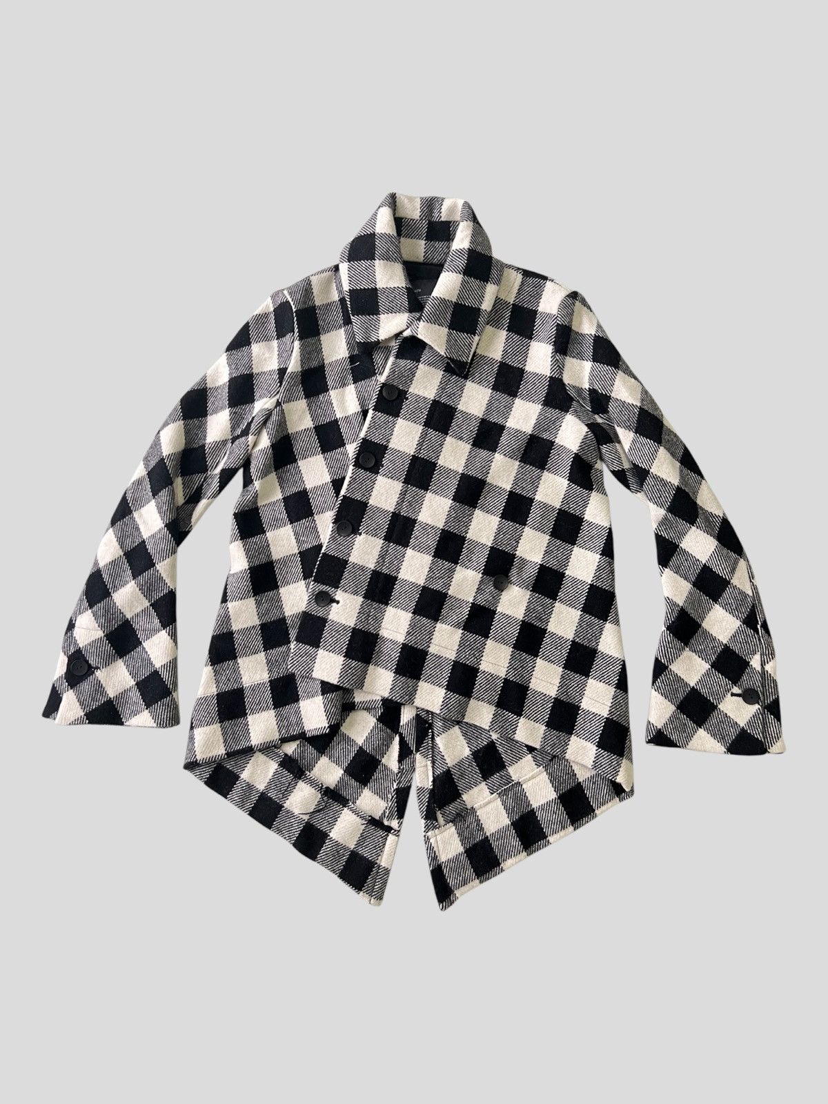 Dirain Bajra Daikanyama Asymmetrical Button Wool Fishtail Jacket Size US S / EU 44-46 / 1 - 1 Thumbnail