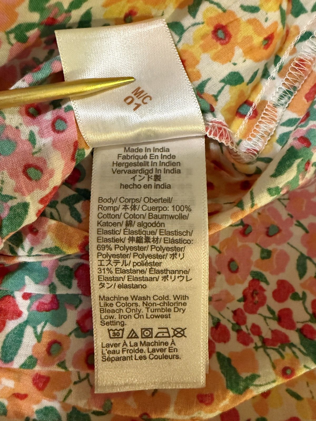J.Crew J. Crew Women’s Smocked Floral Tie Tank Top -medium Size M / US 6-8 / IT 42-44 - 3 Thumbnail