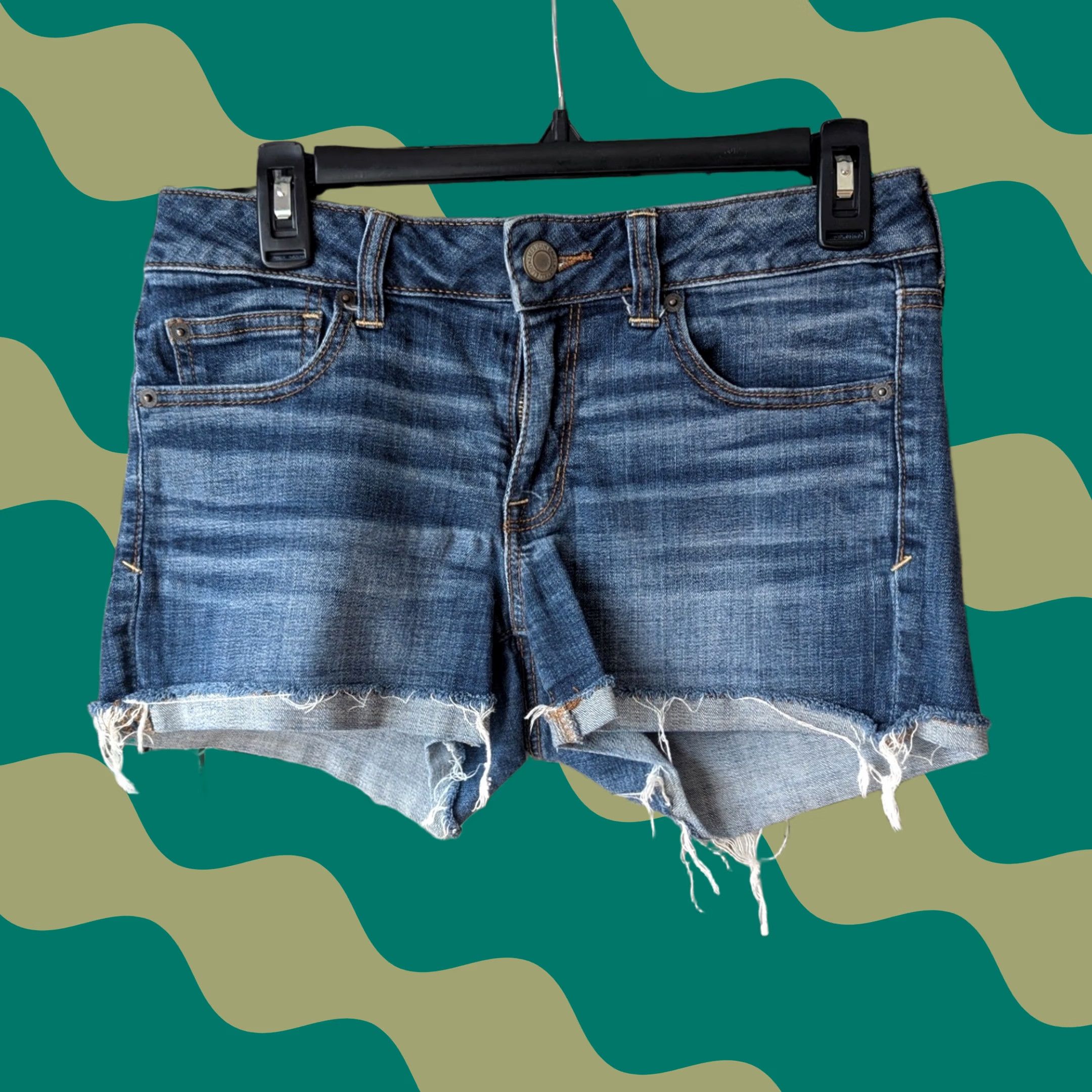 American Eagle Outfitters American Eagle Outfitters Shortie Jean Shorts Cut-Off Medium Wash 29 Blue Womens Casual Retro Y2K Stretch Denim Shorts Size 29" - 1 Thumbnail