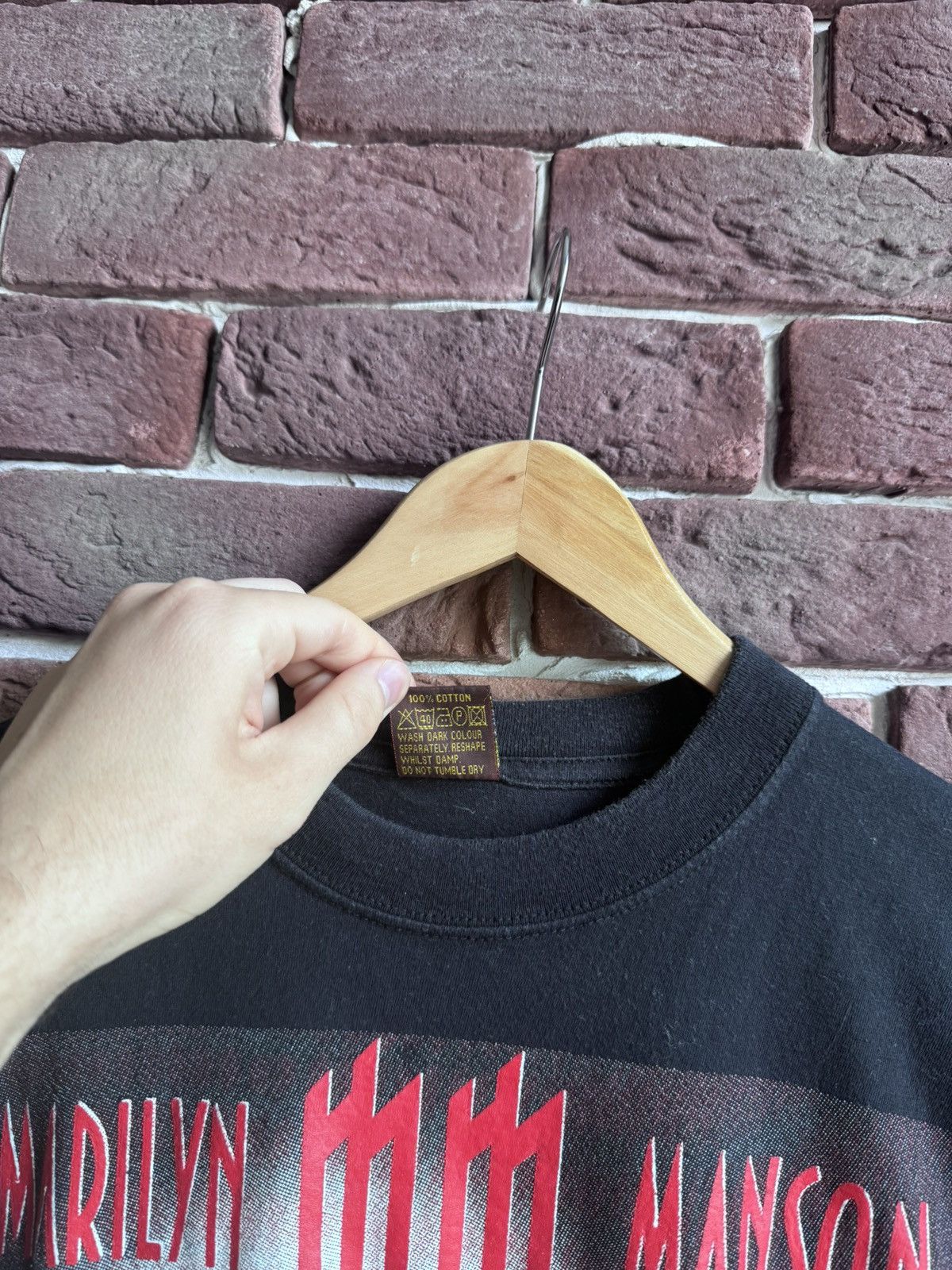 Band Tees Marilyn Manson Grotesque Vintage 00s Band Tee Rock Rare Size US XL / EU 56 / 4 - 6 Thumbnail