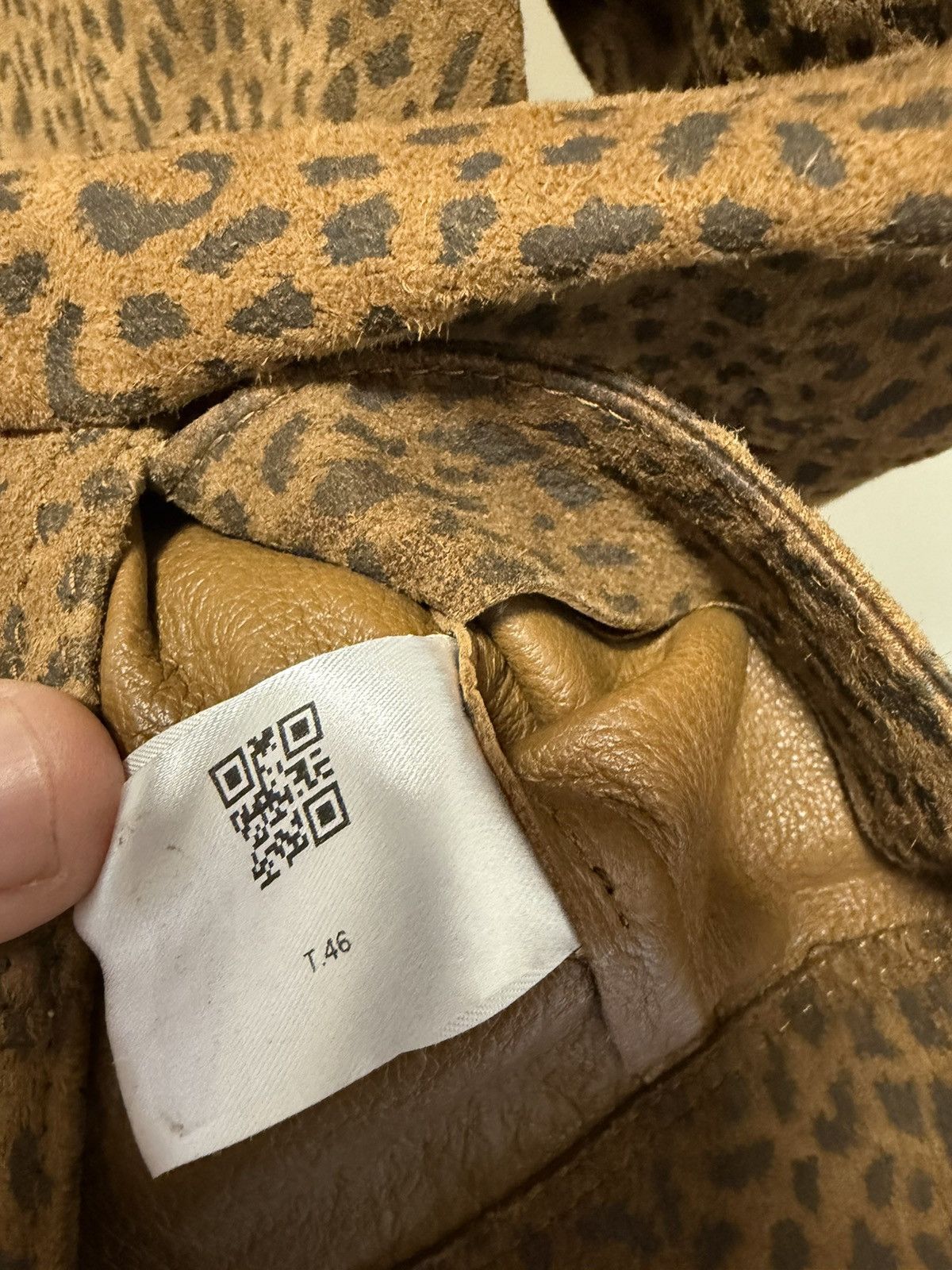 Celine × Hedi Slimane RARE - FW20 Leopard Print Suede Trucker Jacket Size US S / EU 44-46 / 1 - 12 Thumbnail
