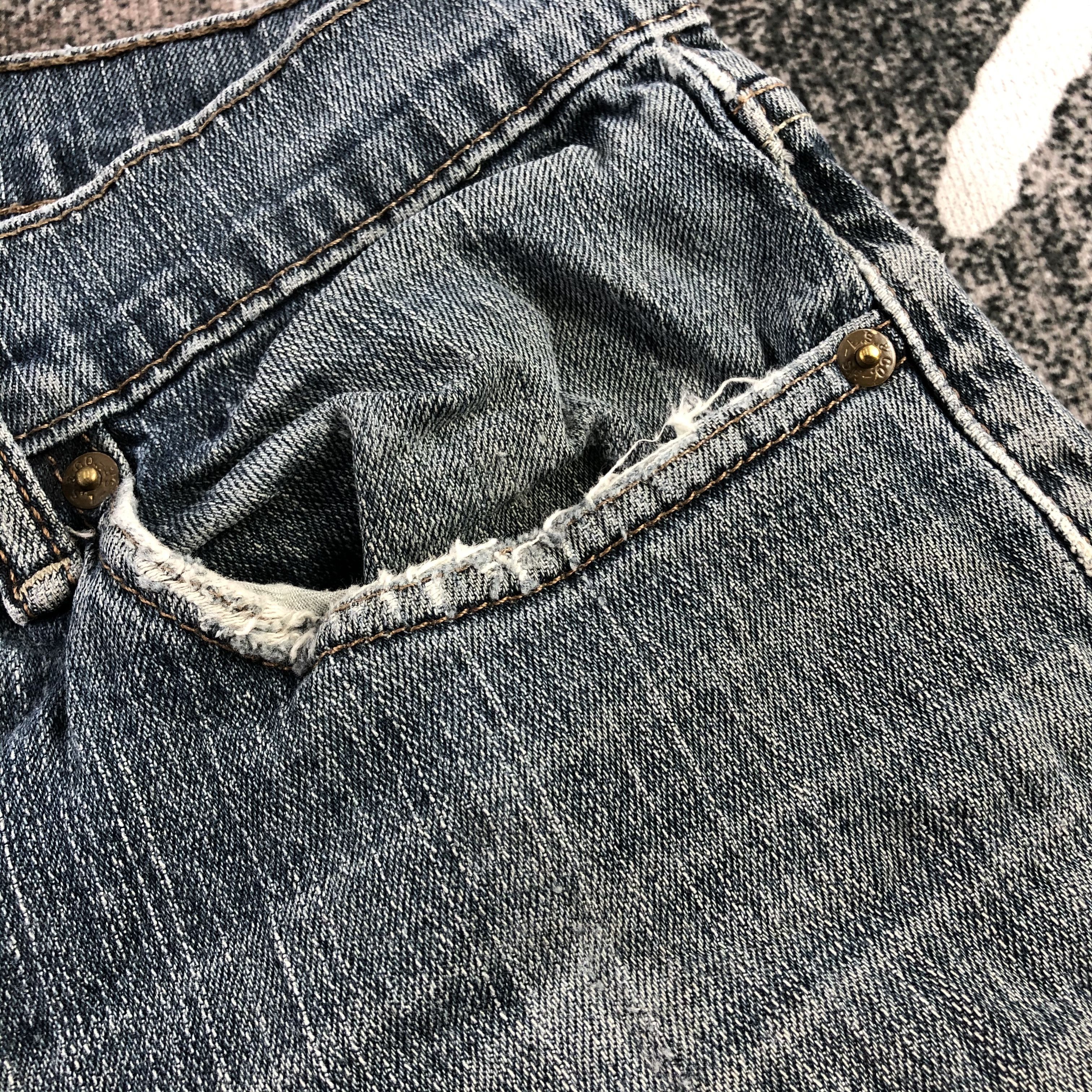 Levi's Vintage Levi's 514 Jeans Faded Blue Denim KJ1422 Size US 31 - 11 Thumbnail