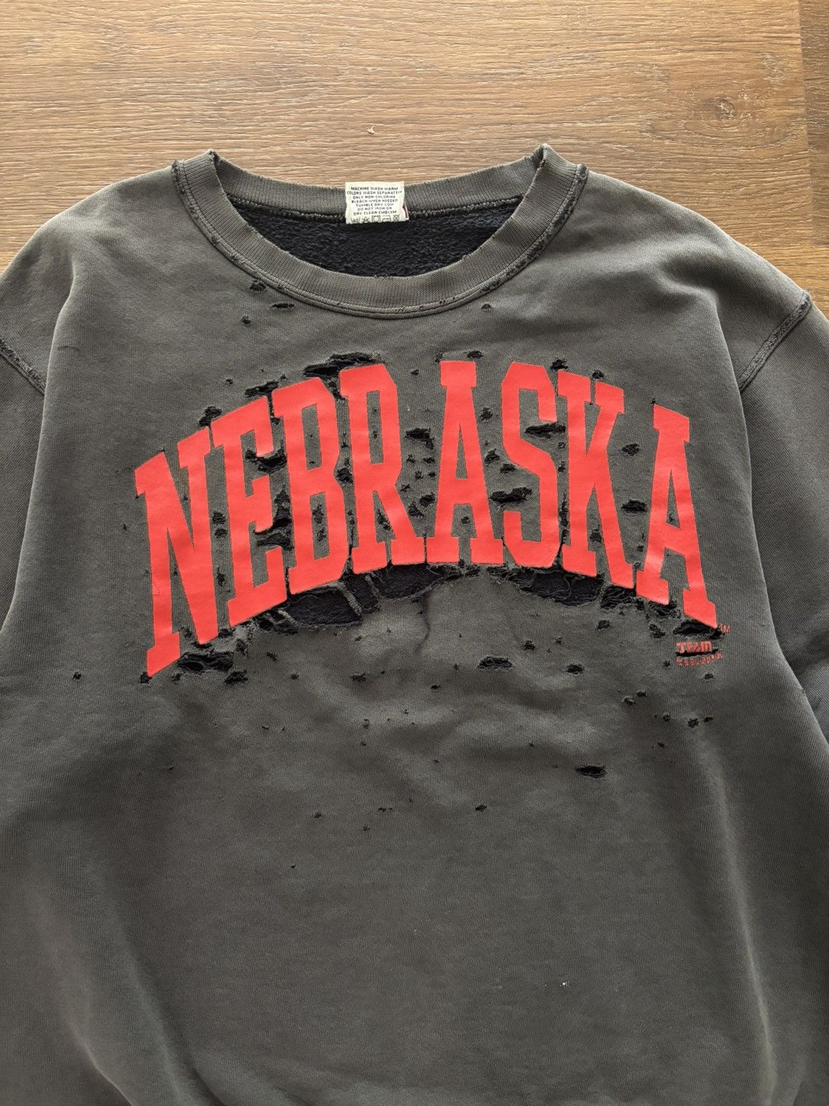 Vintage raf simons nebraska thrashed vintage sweatshirt Size US XL / EU 56 / 4 - 1 Thumbnail