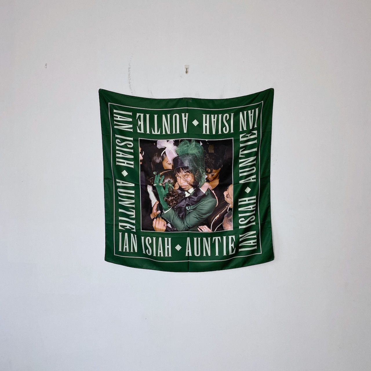 Other IAN ISIAH SHUGGA AUNTIE HEAD WRAP Size ONE SIZE - 1 Thumbnail
