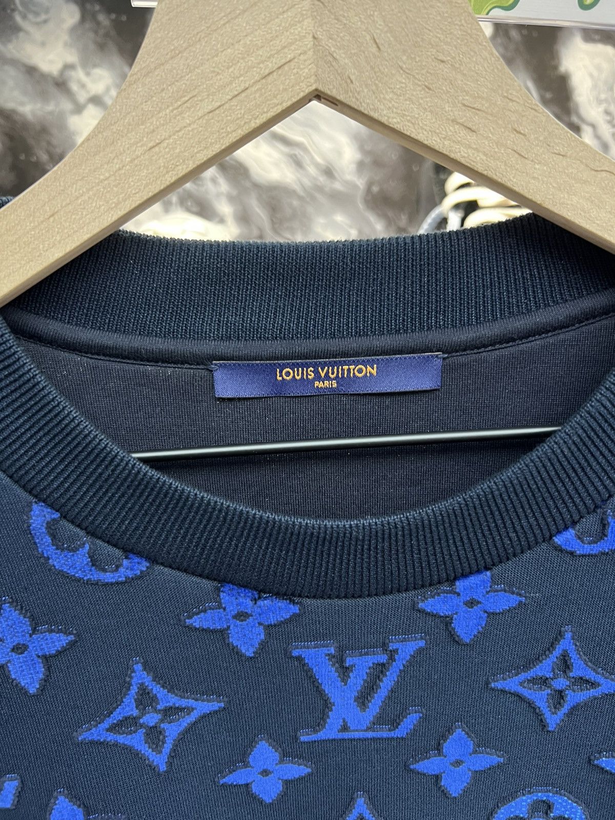 Louis Vuitton Louis Vuitton Multicolor Gradient Crewneck Size US XL / EU 56 / 4 - 6 Thumbnail