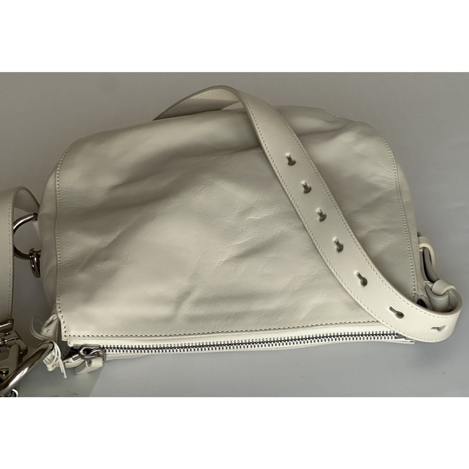 Burberry Burberry Small Knight Crinkled Leather Shoulder Bag 80816761 Size ONE SIZE - 11 Thumbnail