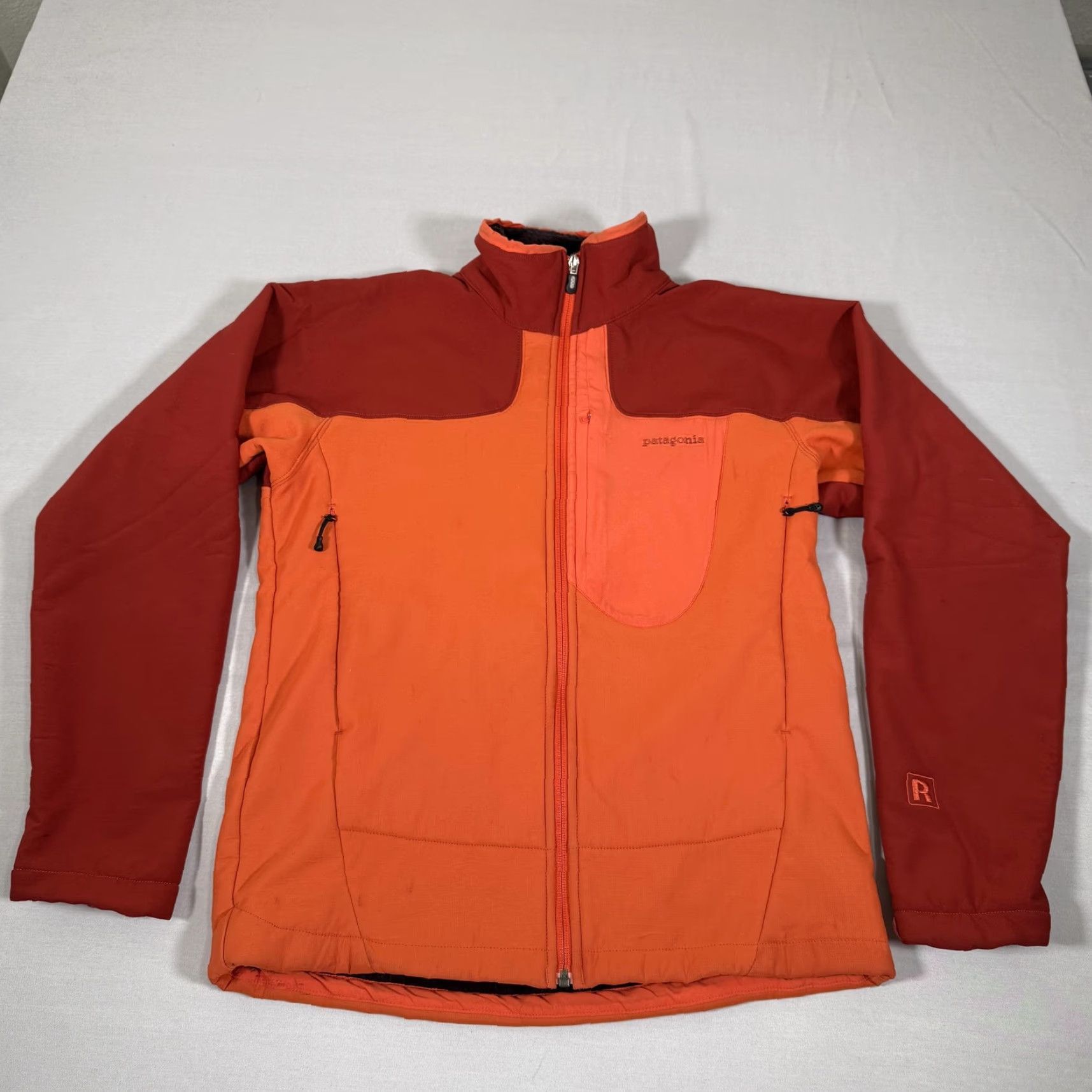 Patagonia Patagonia Jacket M Mens Orange Red Softshell Lined Regulator Hiking Full Zip Pockets Embroidered Logo R1 90s Outdoor Size US M / EU 48-50 / 2 - 2 Thumbnail