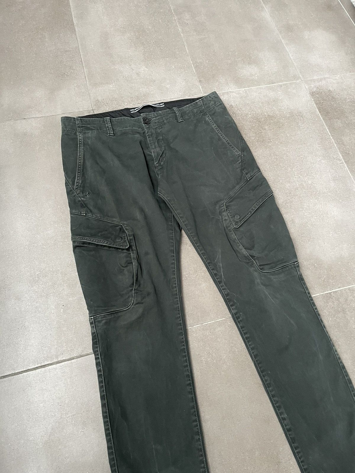 Stone Island SS20 Stone Island Washed Swamp Green Cargo Pants Size US 32 / EU 48 - 4 Thumbnail