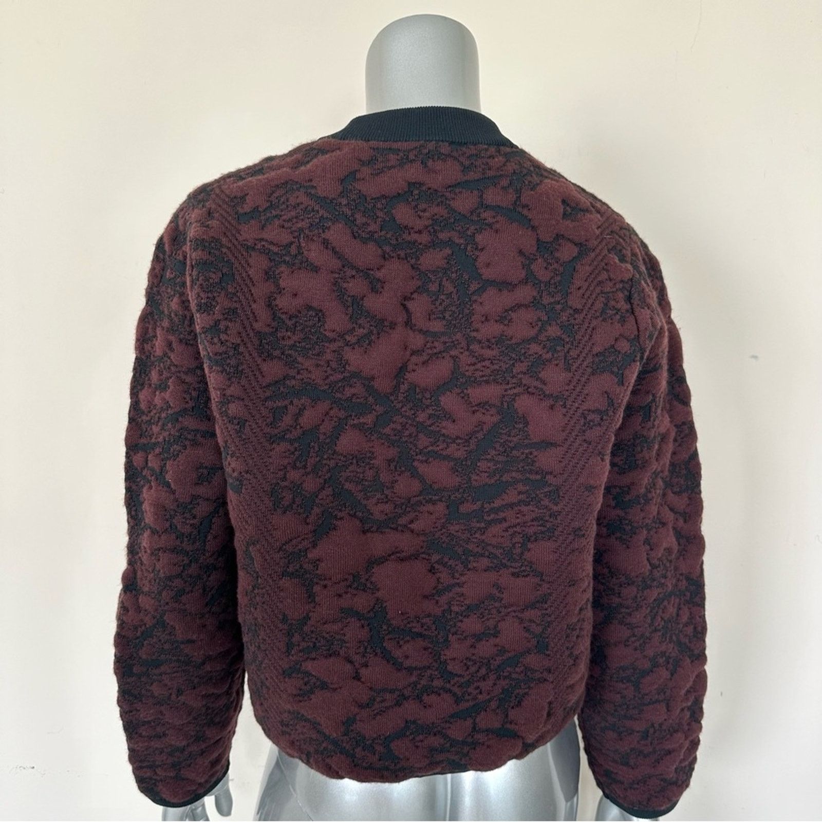Lululemon NWT!!! Lululemon Athletica Sweater size 4 Retail 168$ Size S / US 4 / IT 40 - 2 Thumbnail