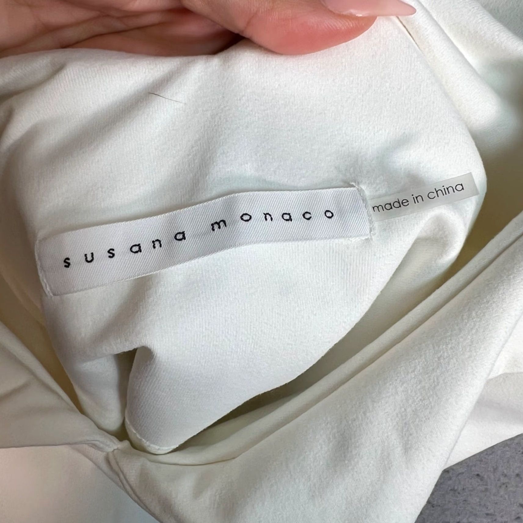 Susana Monaco Susana Monaco Womens Blouse Cropped White Ruffle V-Neck Medium Nylon Spandex 90s Vintage Ladies Top M Size M / US 6-8 / IT 42-44 - 3 Thumbnail