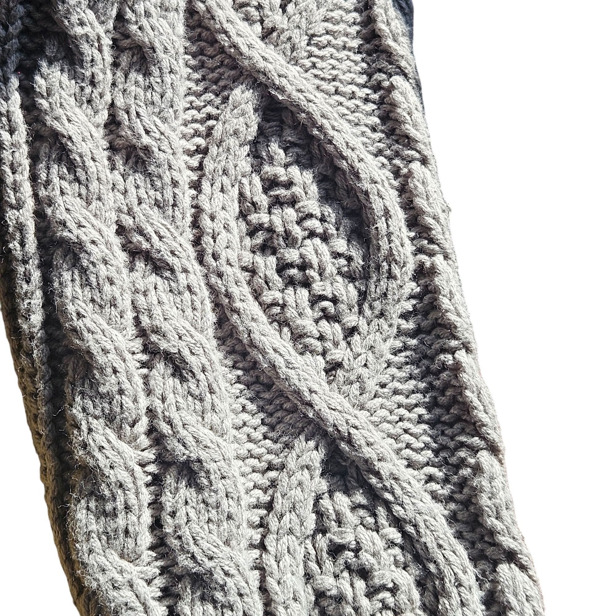 Aeropostale Aeropostale Crop Chunky Cable Sweater Gray L Academia Cozy Size L / US 10 / IT 46 - 9 Thumbnail