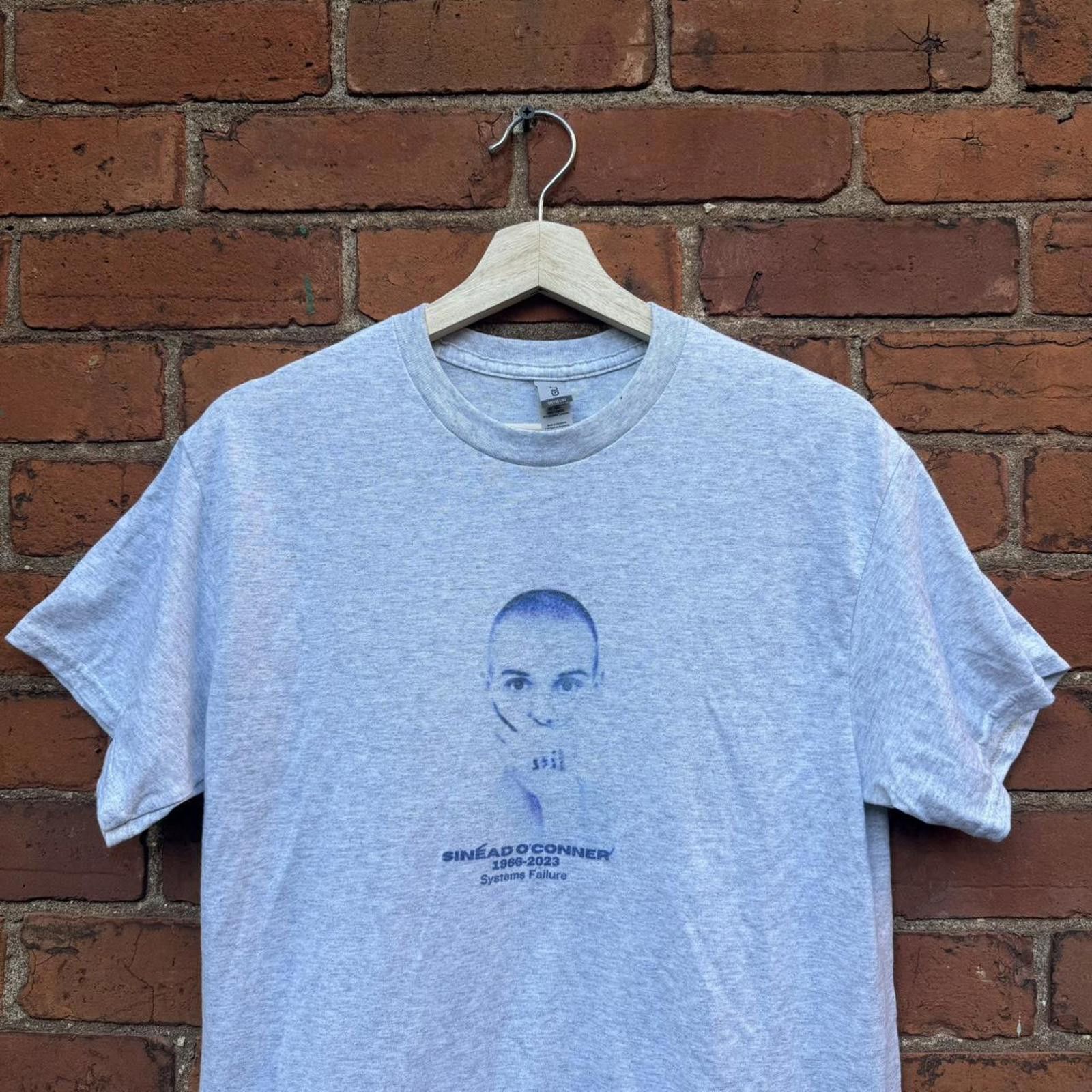 Gildan SINÉAD O CONNER stigma sucks t shirt M Size US M / EU 48-50 / 2 - 3 Thumbnail