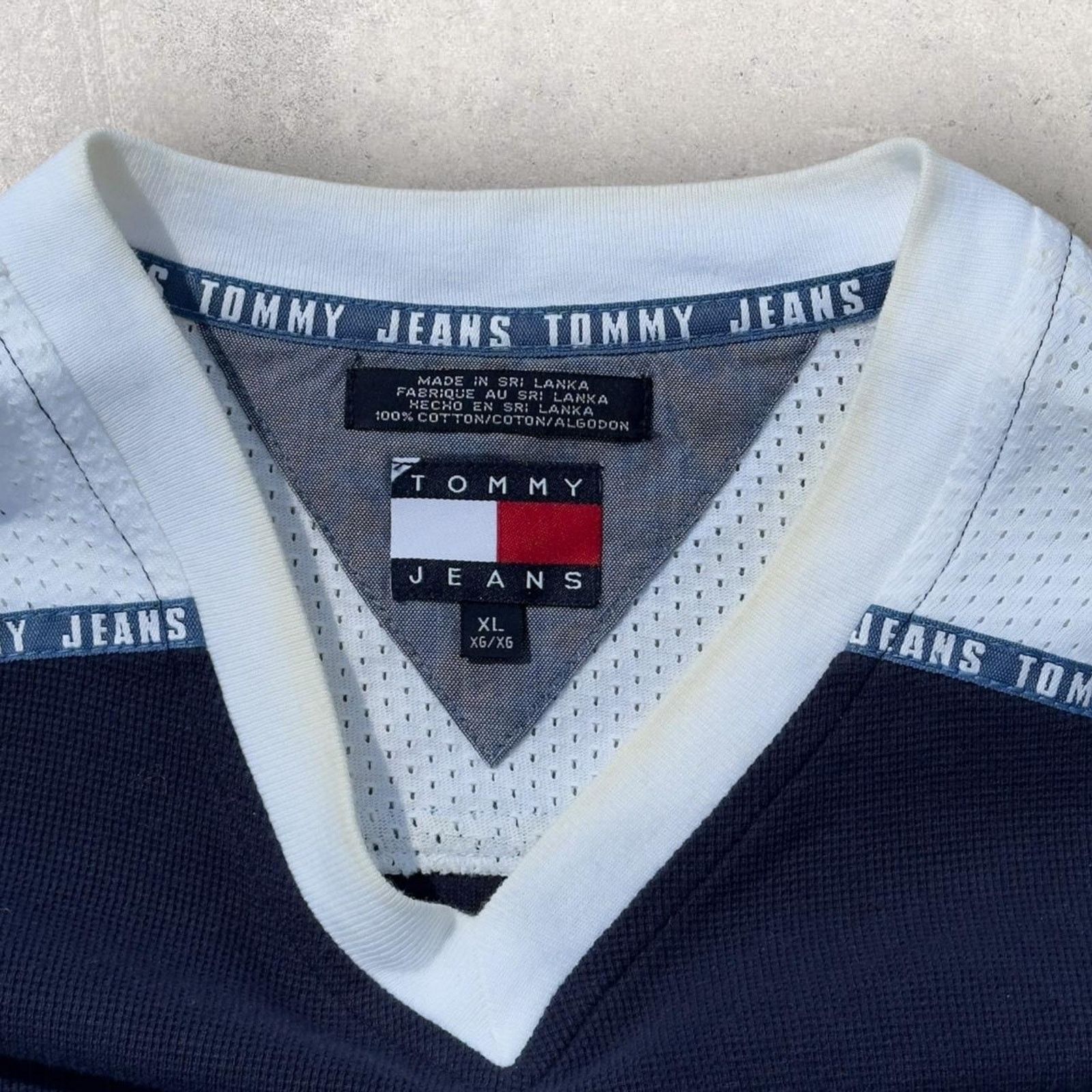 Tommy Hilfiger Vintage Tommy Jeans T-Shirt Size US XL / EU 56 / 4 - 4 Thumbnail
