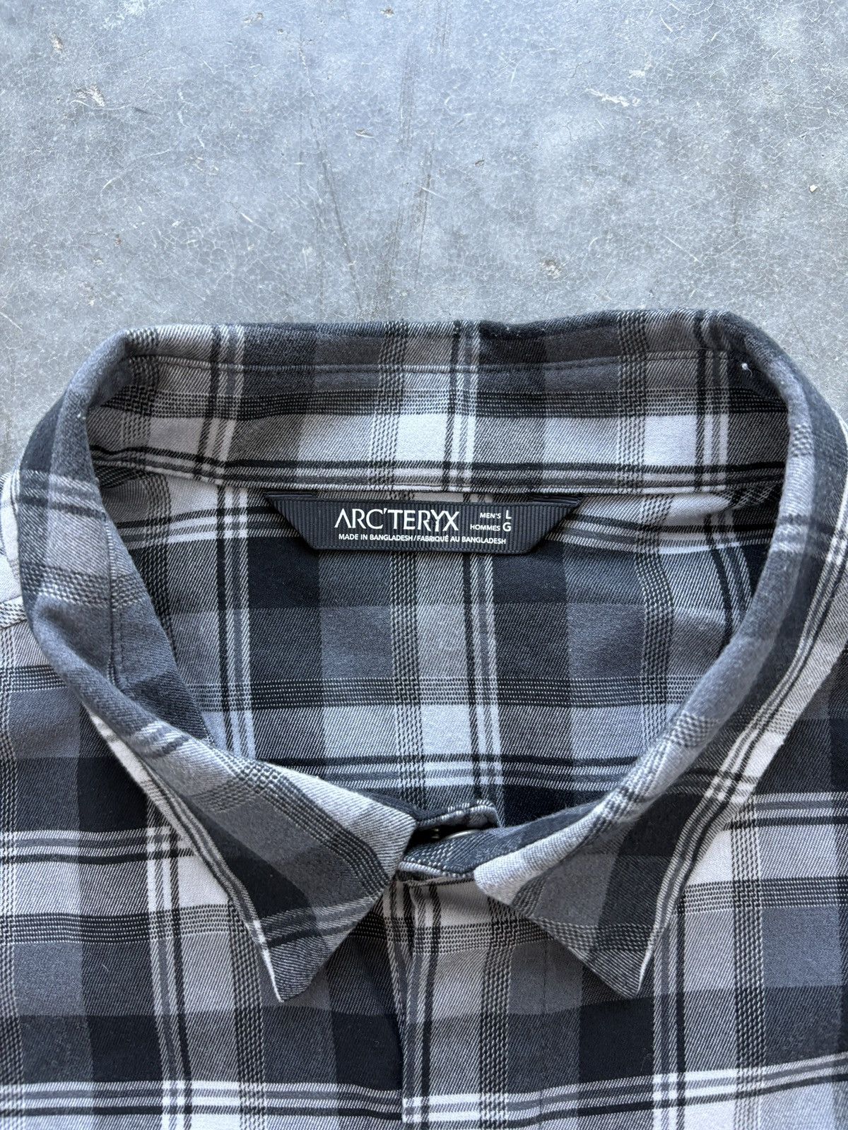 Arc'teryx Arcteryx Gryson Button Up Shirt Plaid Hidden Buttons Size US L / EU 52-54 / 3 - 2 Thumbnail