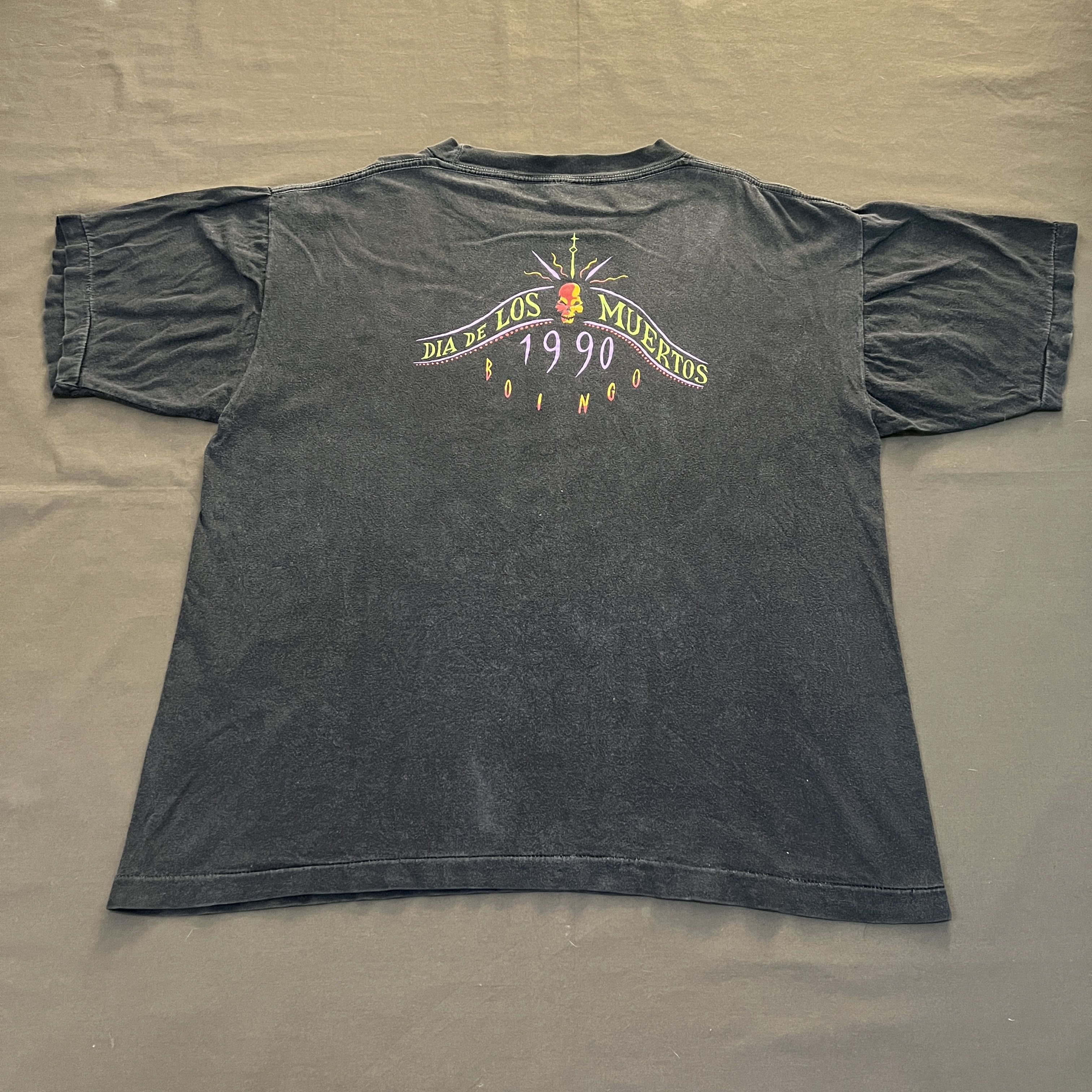 Band Tees × Seditionaries × Vintage Vintage 1990 Oingo Boingo Dia De Los Muertos Tee Faded XL Size US XL / EU 56 / 4 - 7 Thumbnail