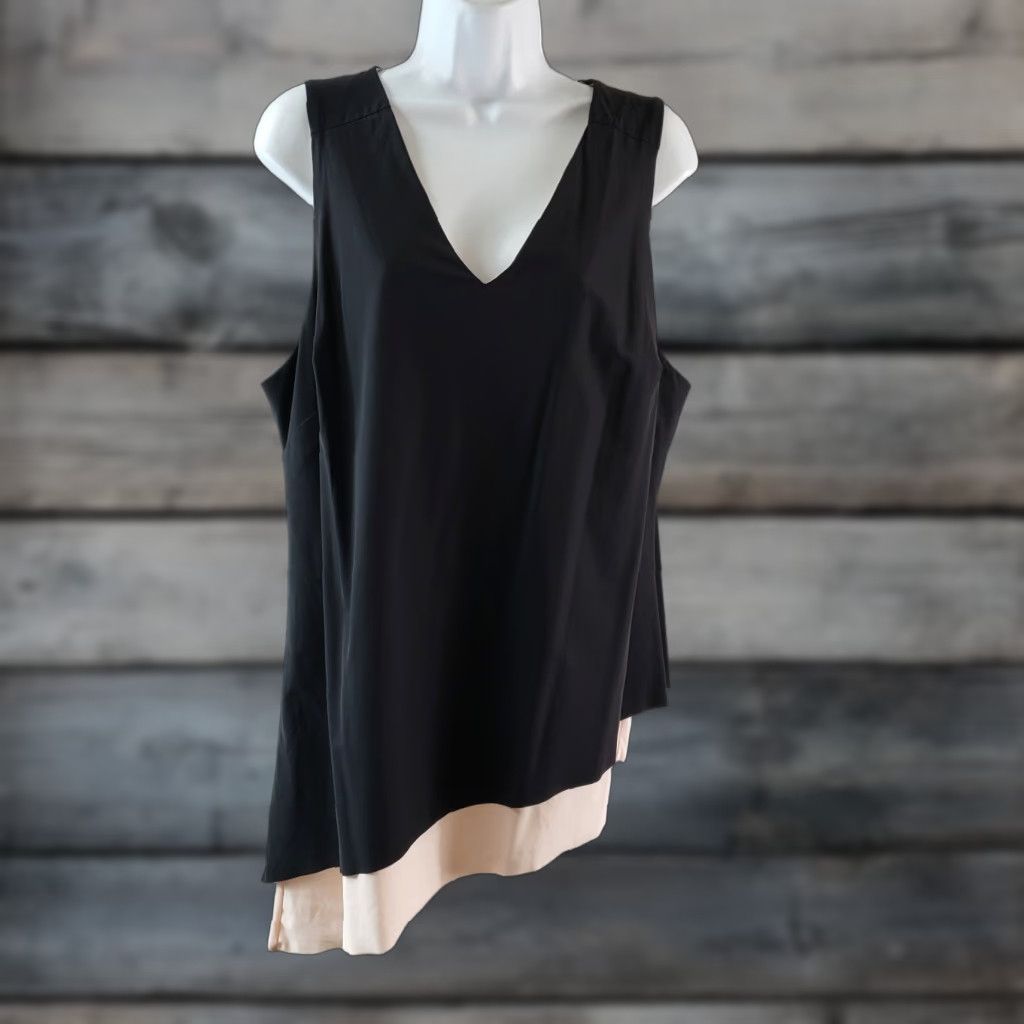 Vintage VINTAGE Game by Universal Standard Womens Top Shirt XS? 14/16 Black Asymmetrical Hem Tank V-Neck Pullover 21" Width 26.5" Length Mens? Size XL / US 12-14 / IT 48-50 - 1 Thumbnail