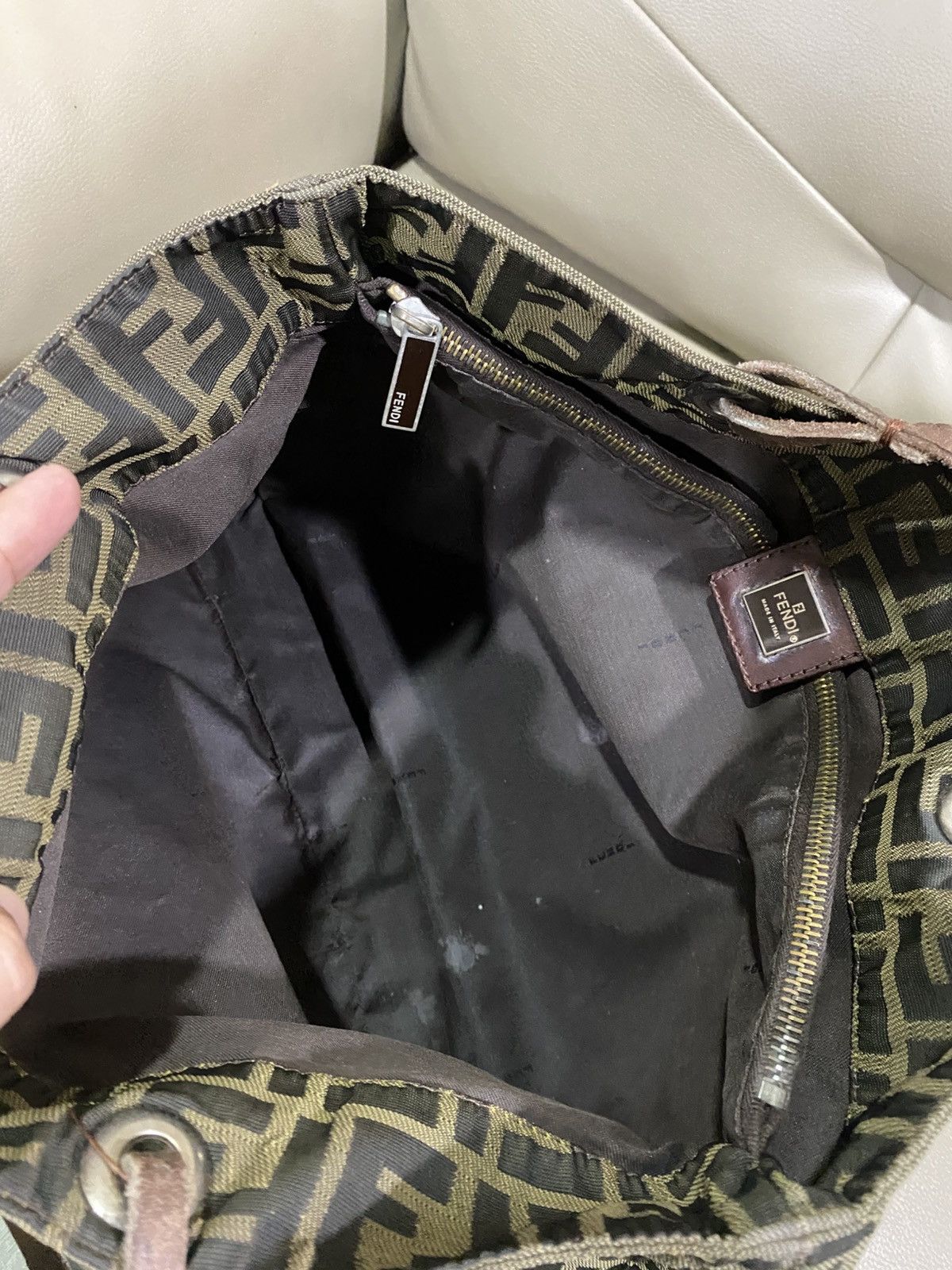 Fendi Authentic Fendi Zucca Monogram Tote Bag Size ONE SIZE - 13 Thumbnail