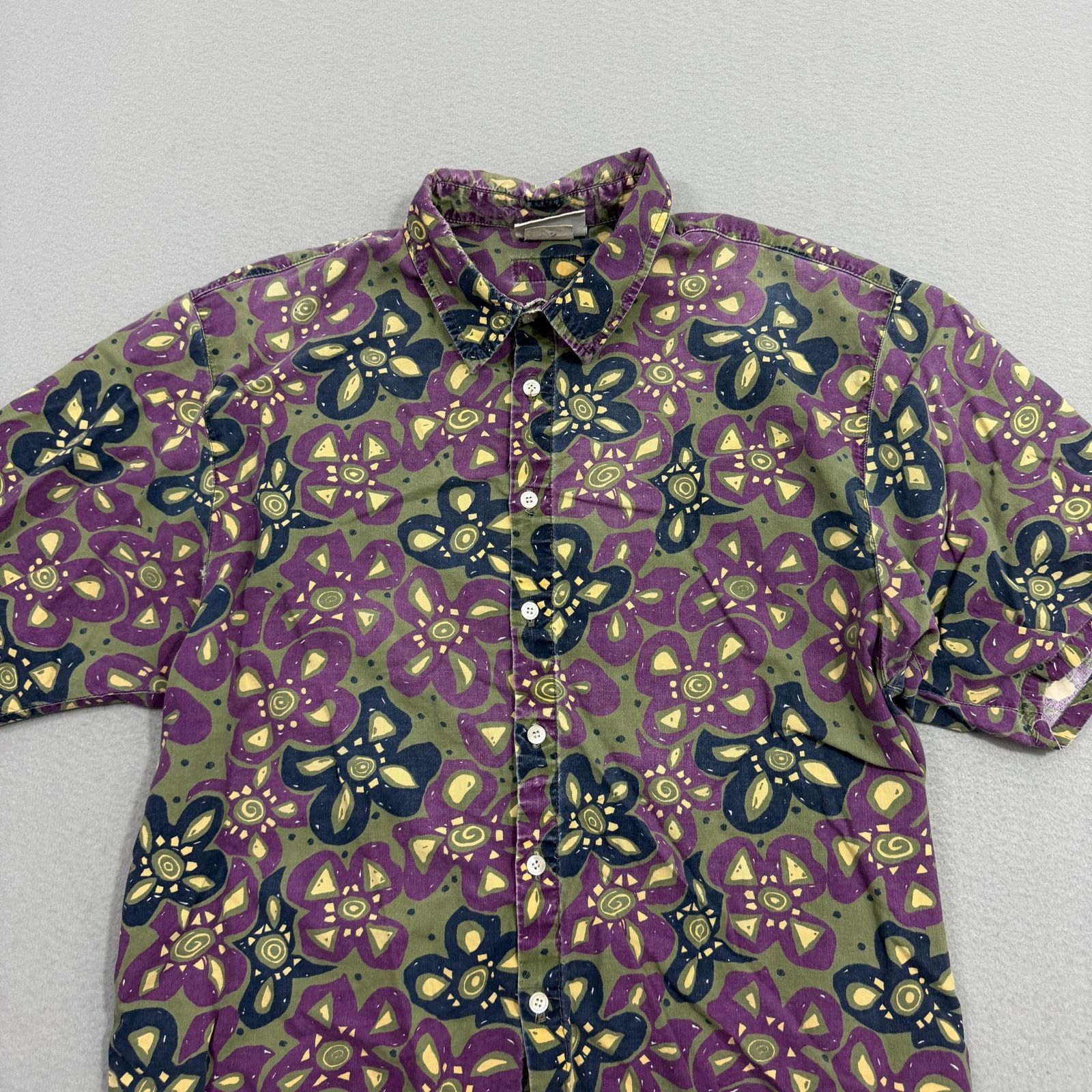 Vintage Vintage Spot Sport Geometric Short Sleeve Button Shirt M Size US M / EU 48-50 / 2 - 2 Thumbnail