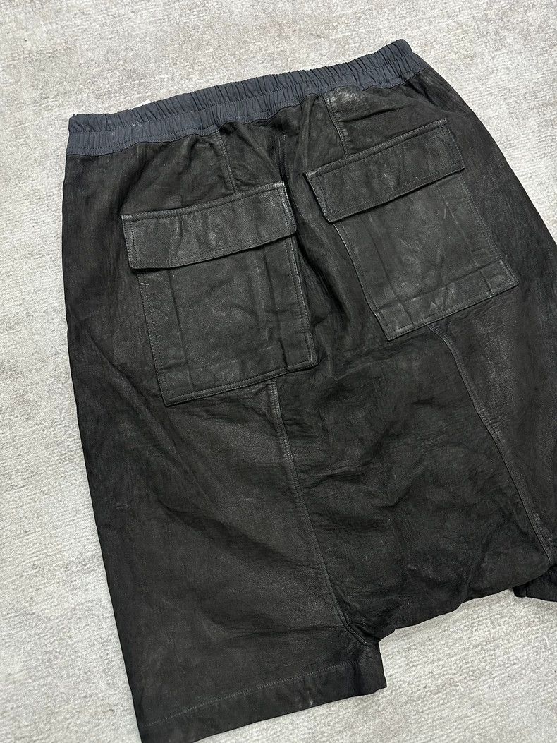 Rick Owens Rick owens size US 50 Old shorts made of sheepskin short s Size US 34 / EU 50 - 7 Thumbnail