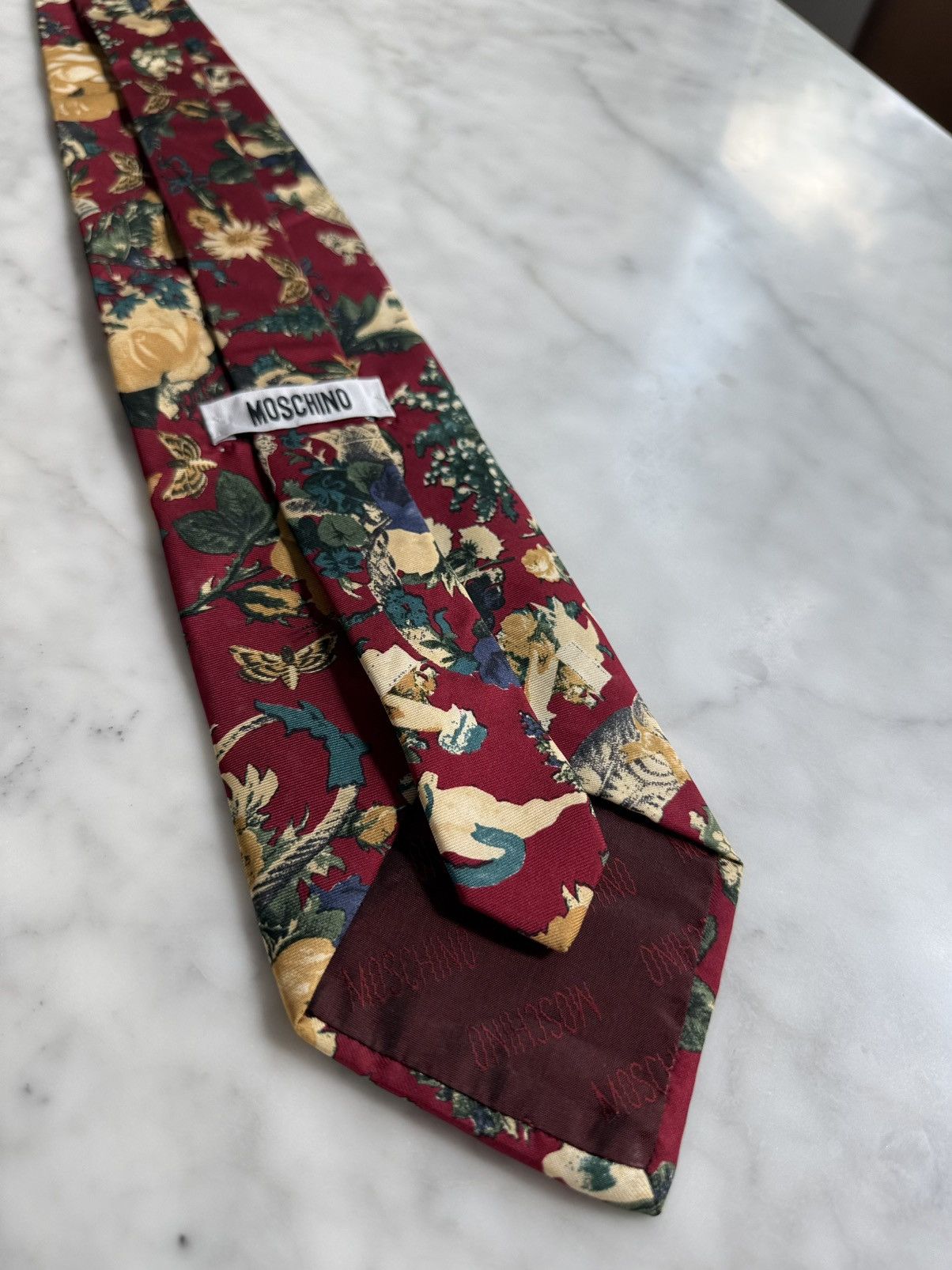 Moschino Vintage Moschino Burgundy Cherub Floral Silk Tie Couture Era Size ONE SIZE - 3 Thumbnail