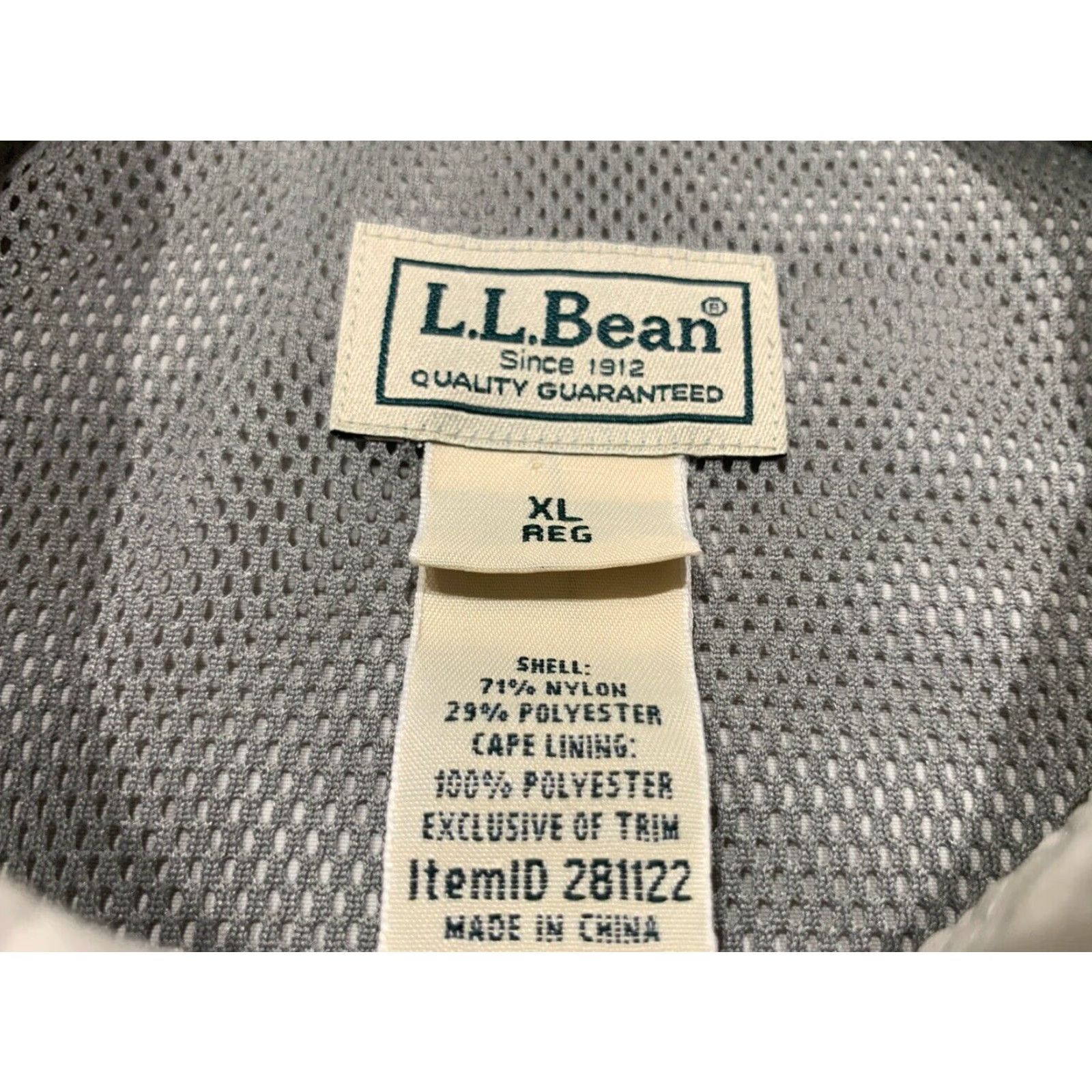 Vintage LL BEAN Button Up Shirt Mens XL Beige Long Sleeve Outdoor Button Down Collar Nylon Poly Blend Size US XL / EU 56 / 4 - 7 Thumbnail