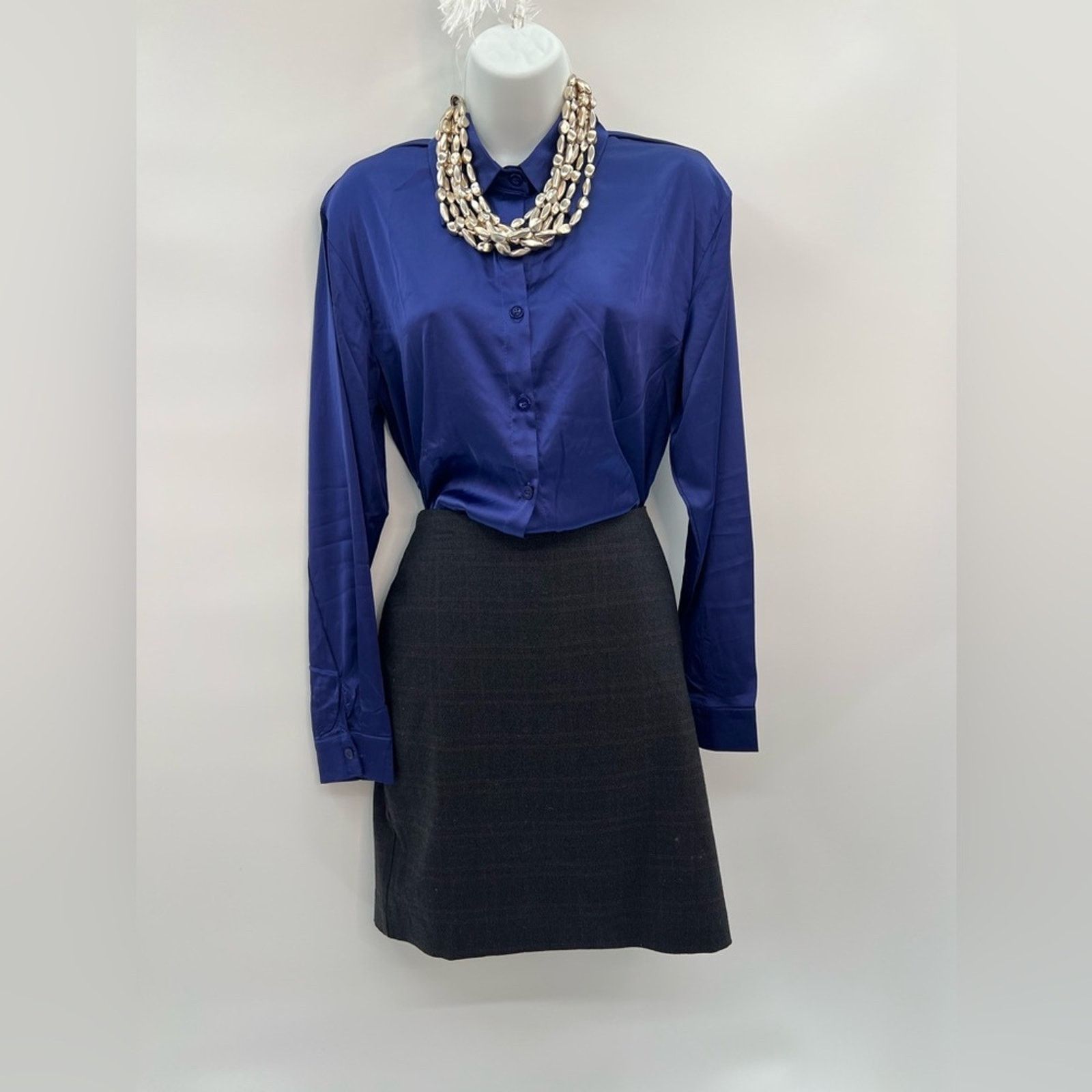 & Other Stories Blue Satin Shirt for Women Buttoned Long Sleeve Tunic Top Size L / US 10 / IT 46 - 4 Thumbnail