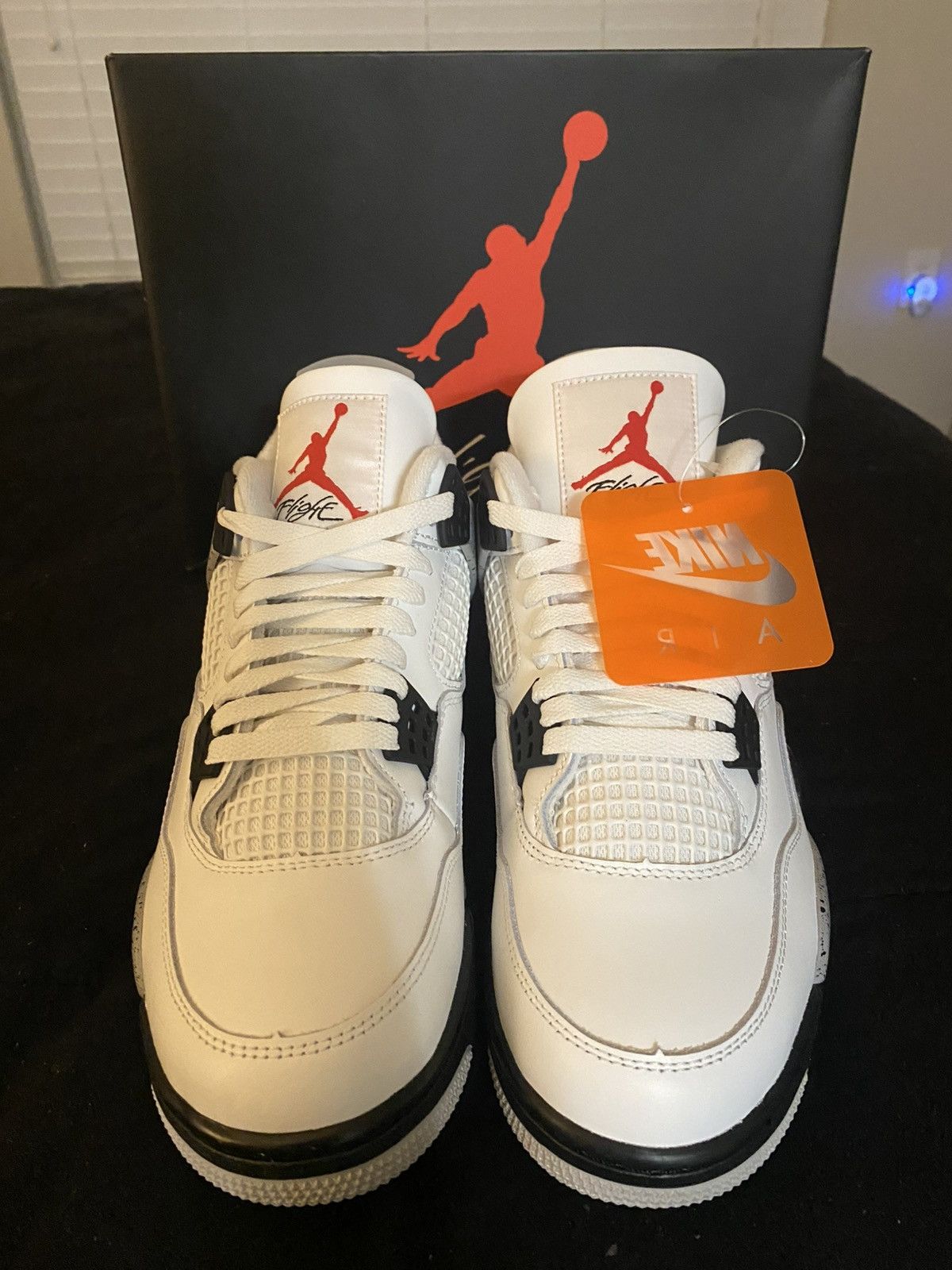 Jordan Brand × Nike White cement Jordan 4 Size US 9 / EU 42 - 3 Thumbnail